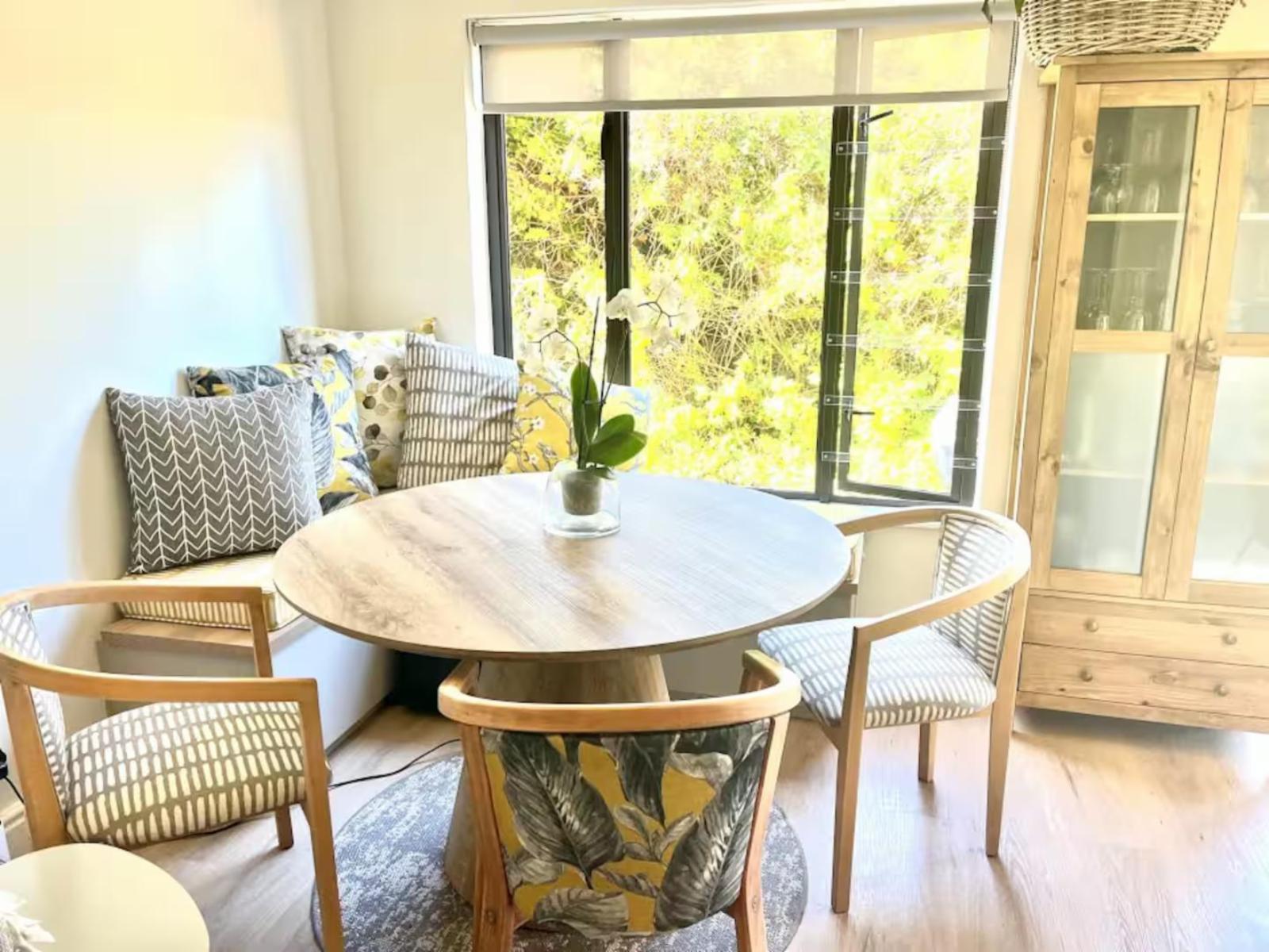 Room 1 — Breakfast area