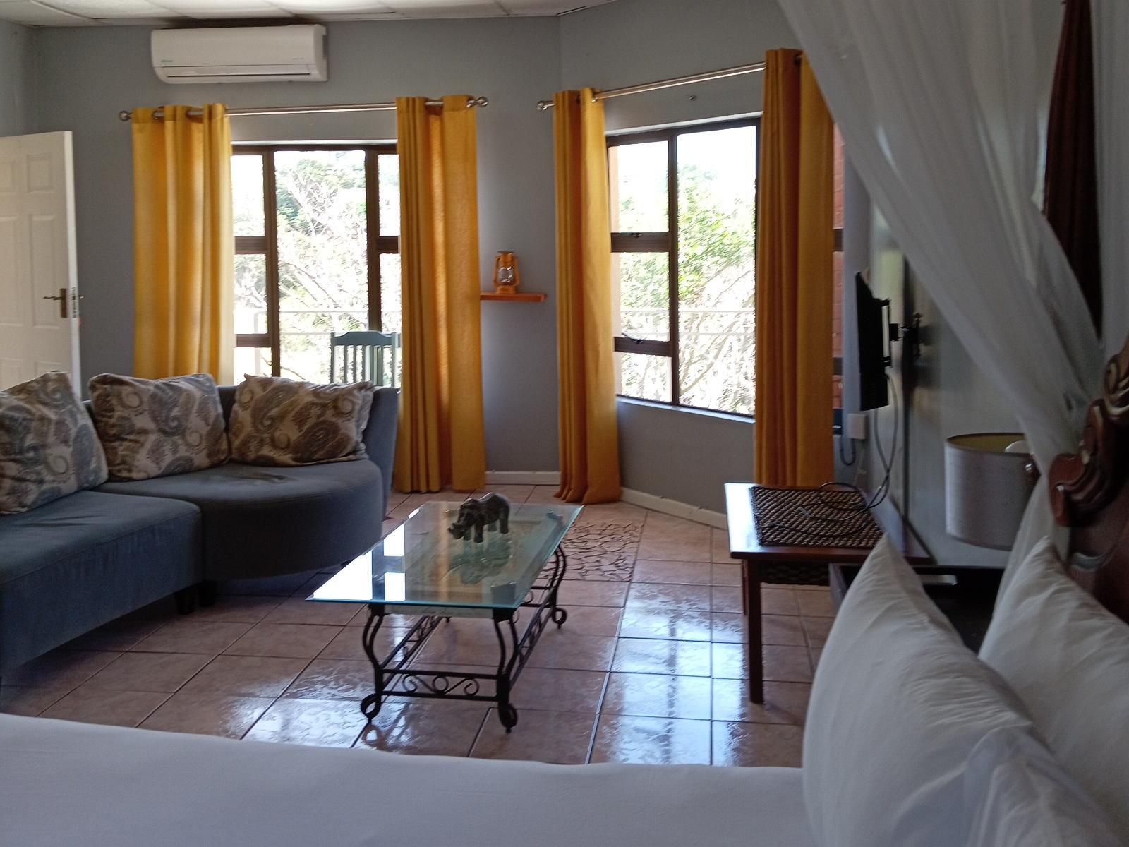 Room 1 — Photo of the whole room