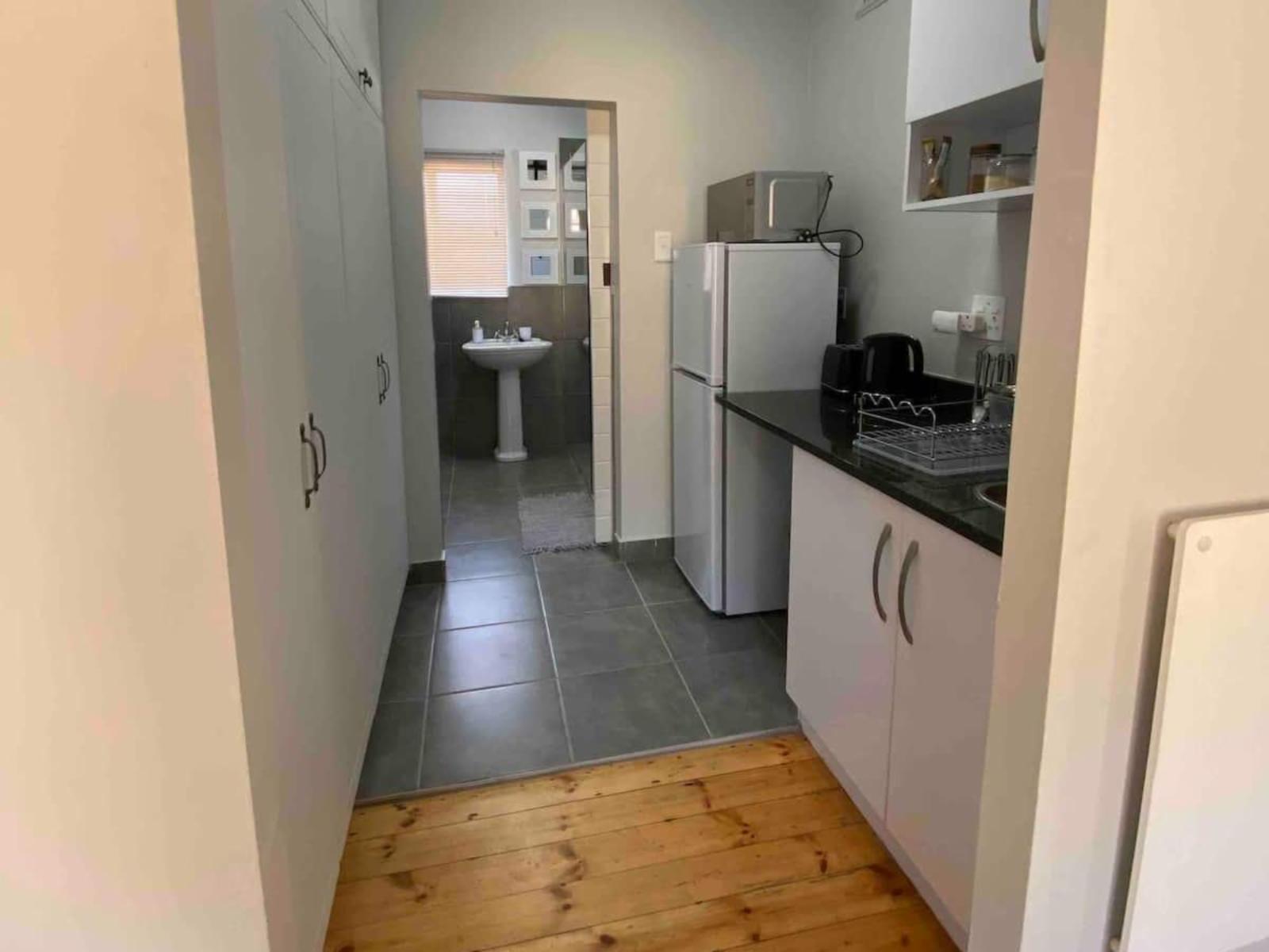 Room 1 — Kitchenette