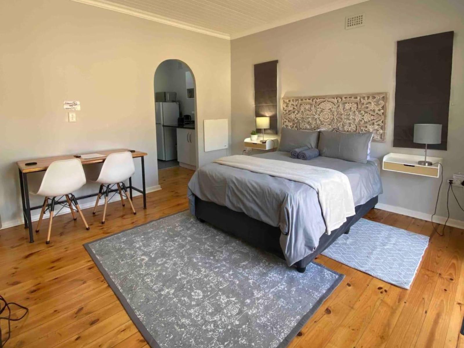 Room 1 — Photo of the whole room