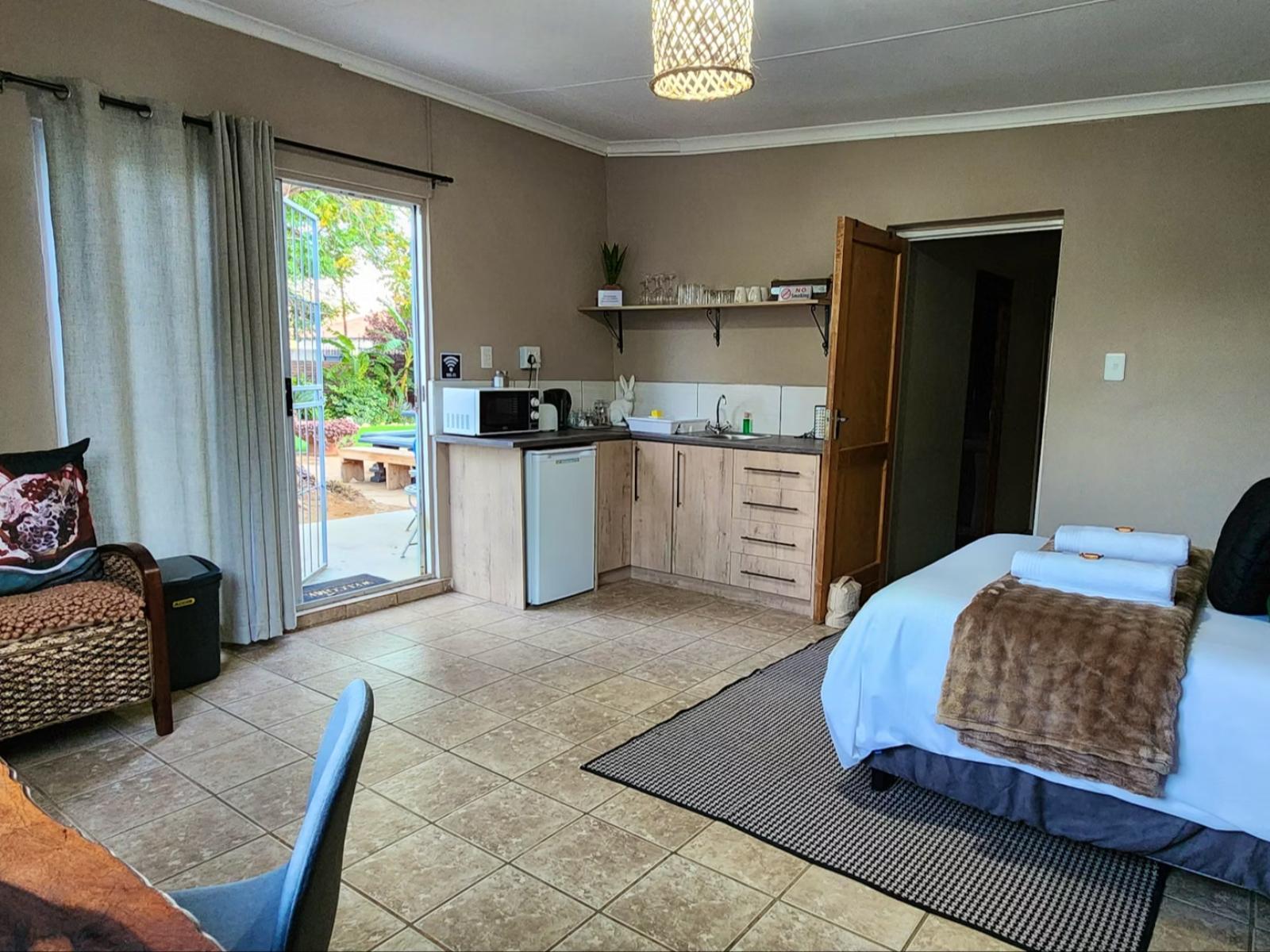Room 1 — Photo of the whole room