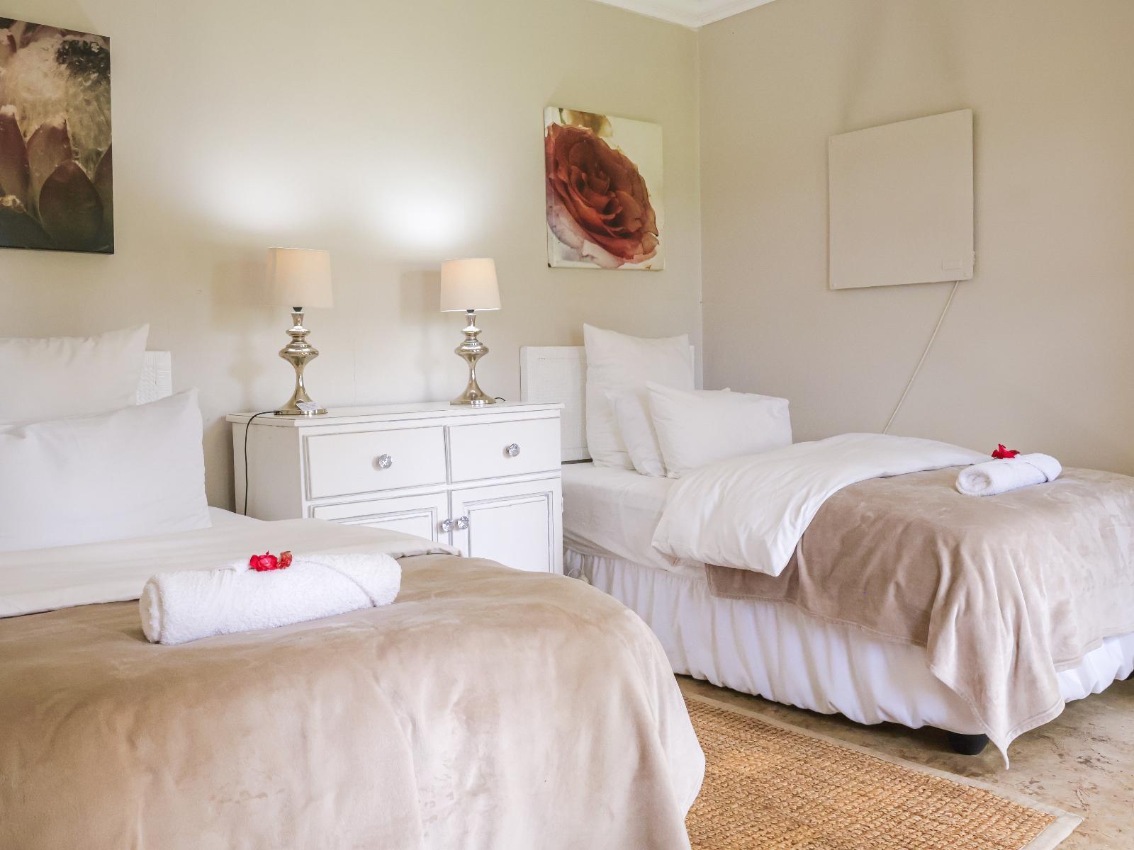 Room 1 — Photo of the whole room