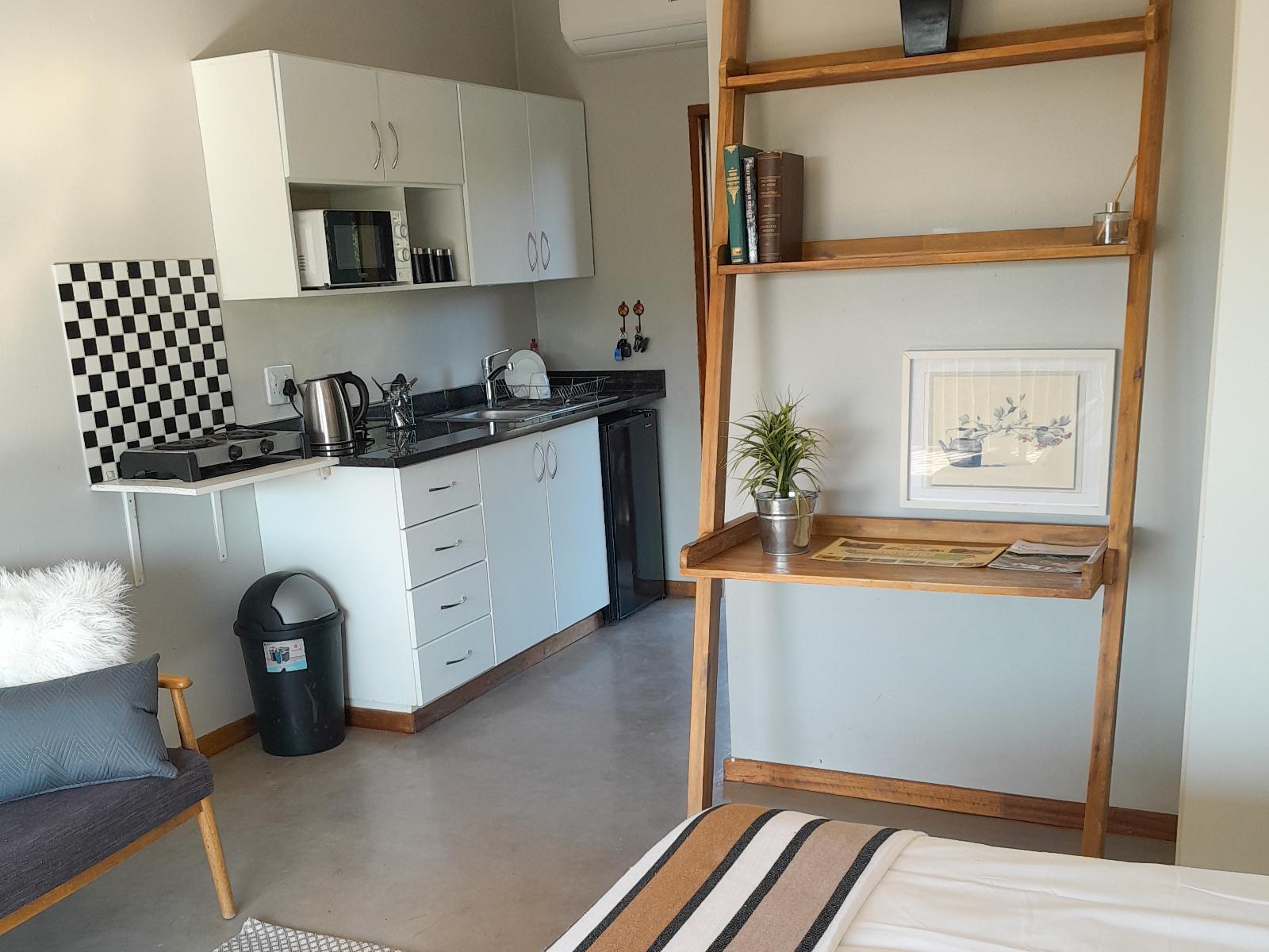 Room 1 — Kitchenette