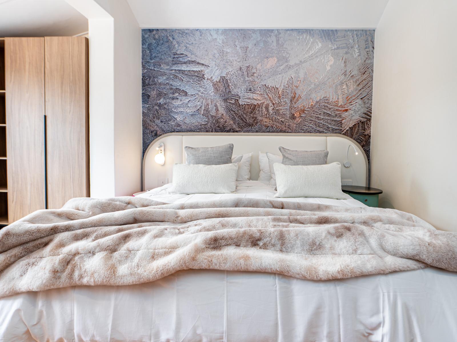 Room 1 — Bed