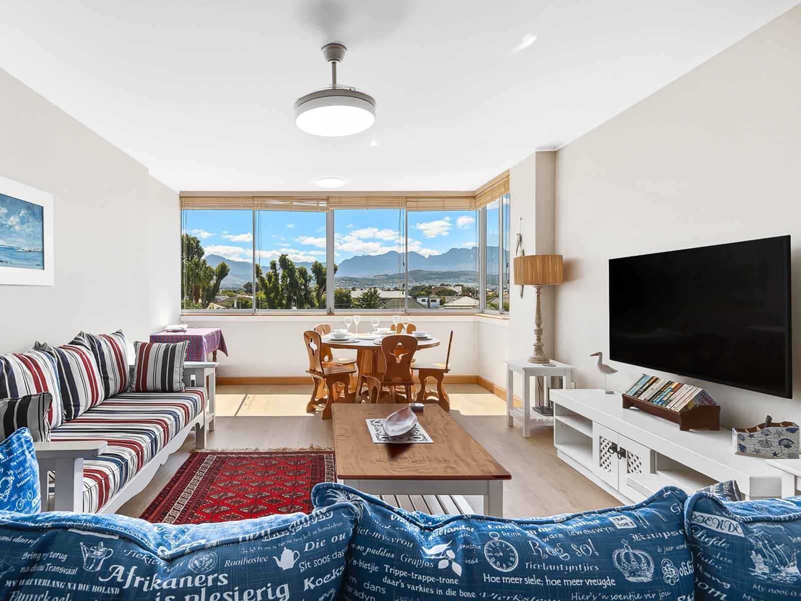Coastal Condo Strand