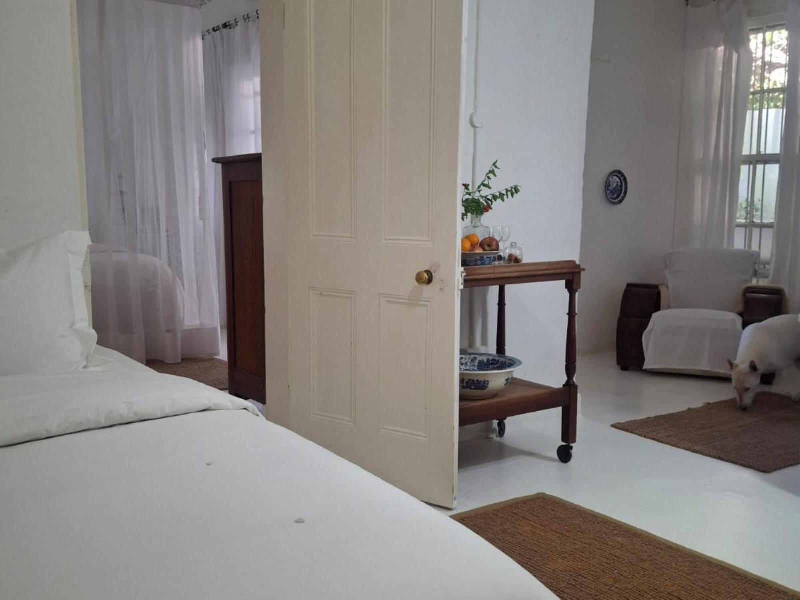 Room 1 — Photo of the whole room