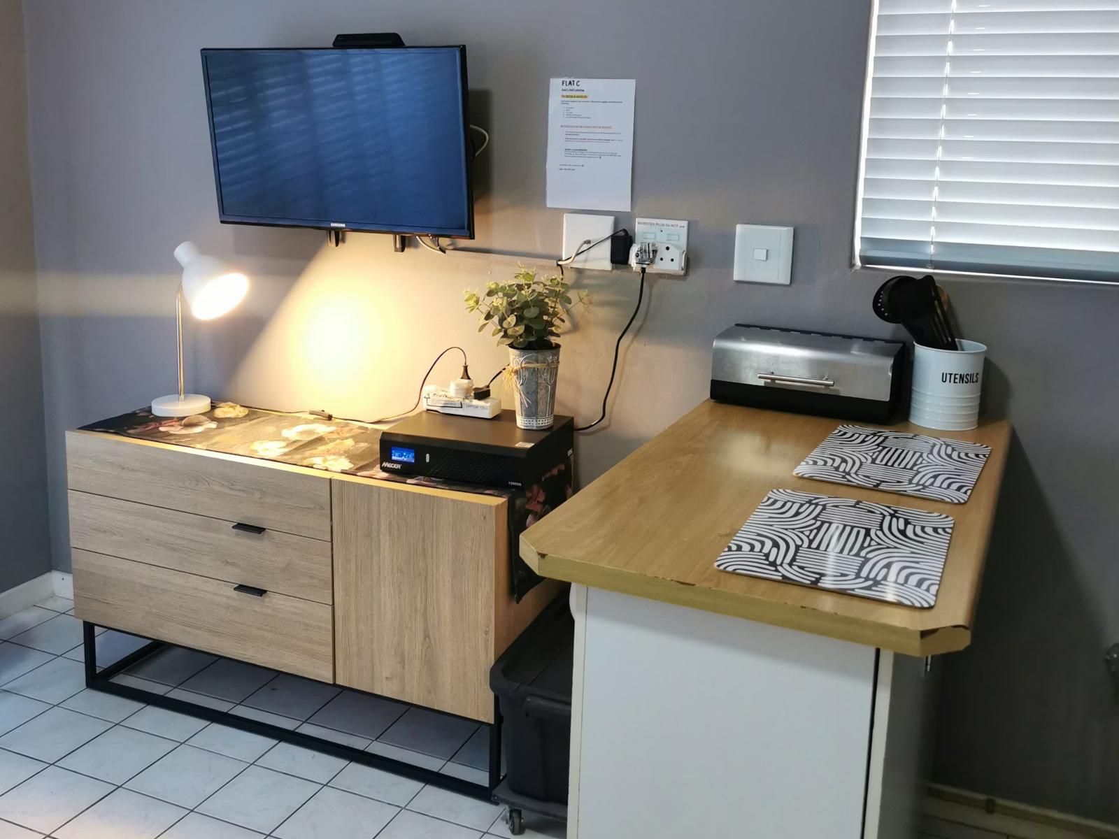 Room 1 — TV and multimedia