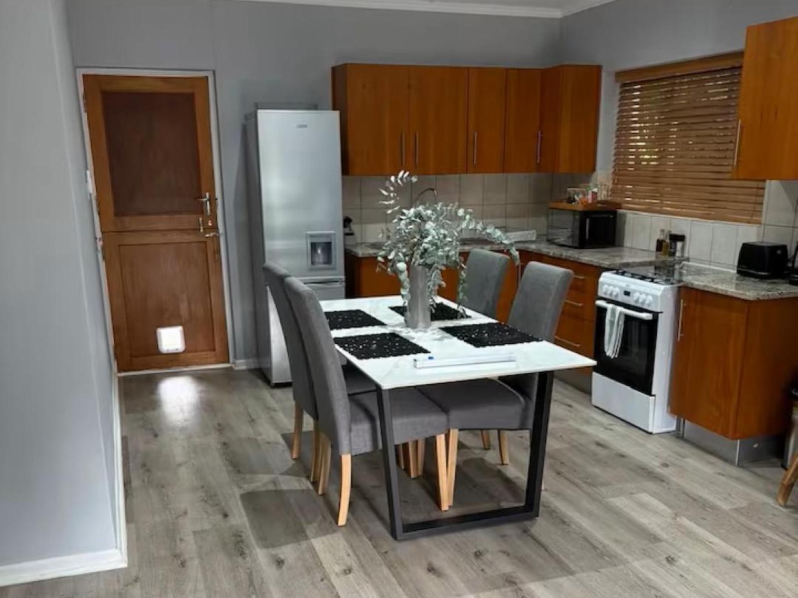 Room 1 — Kitchenette