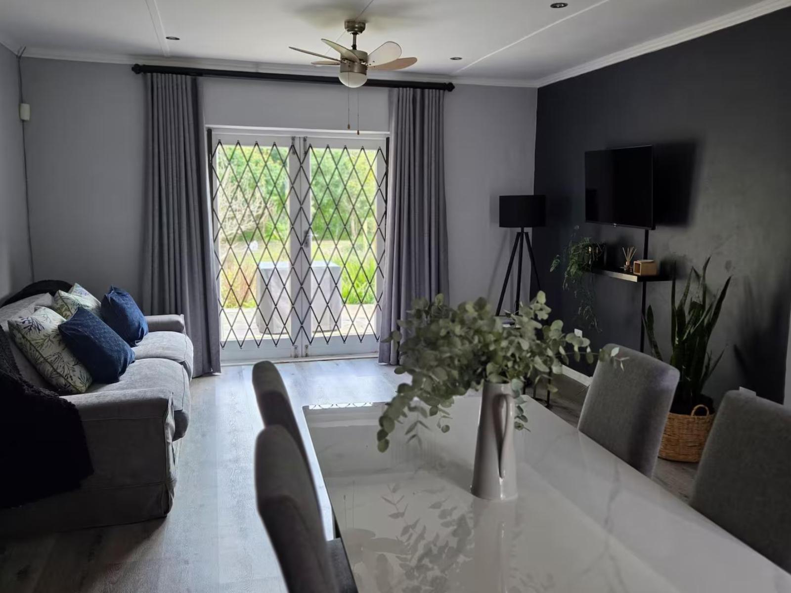 Room 1 — Photo of the whole room