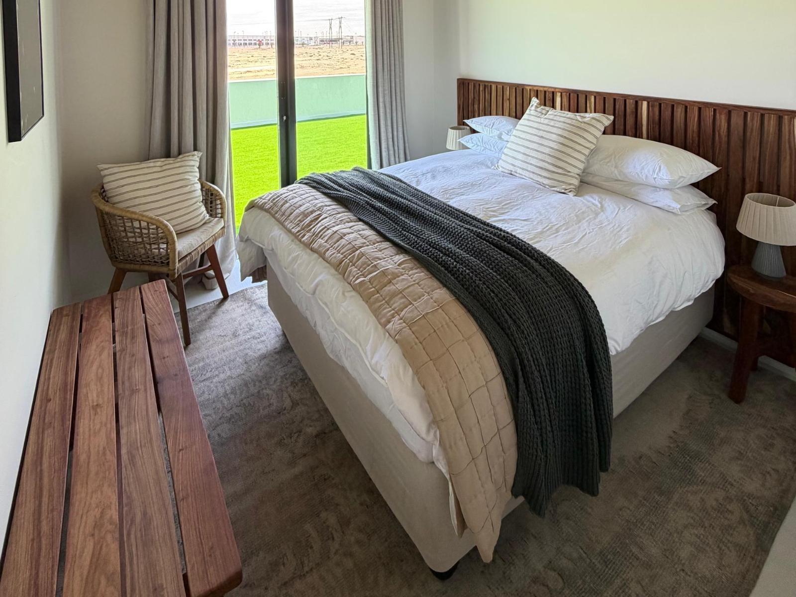 Room 1 — Photo of the whole room
