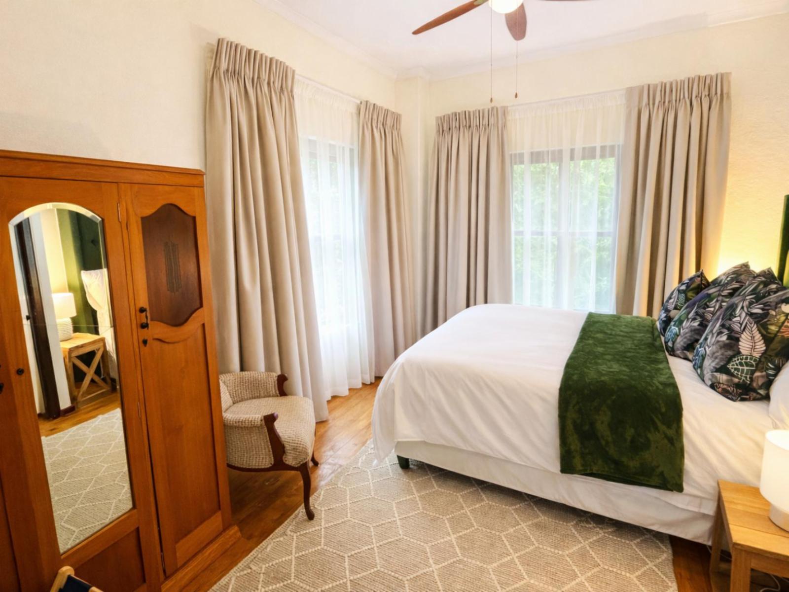 Room 1 — Photo of the whole room