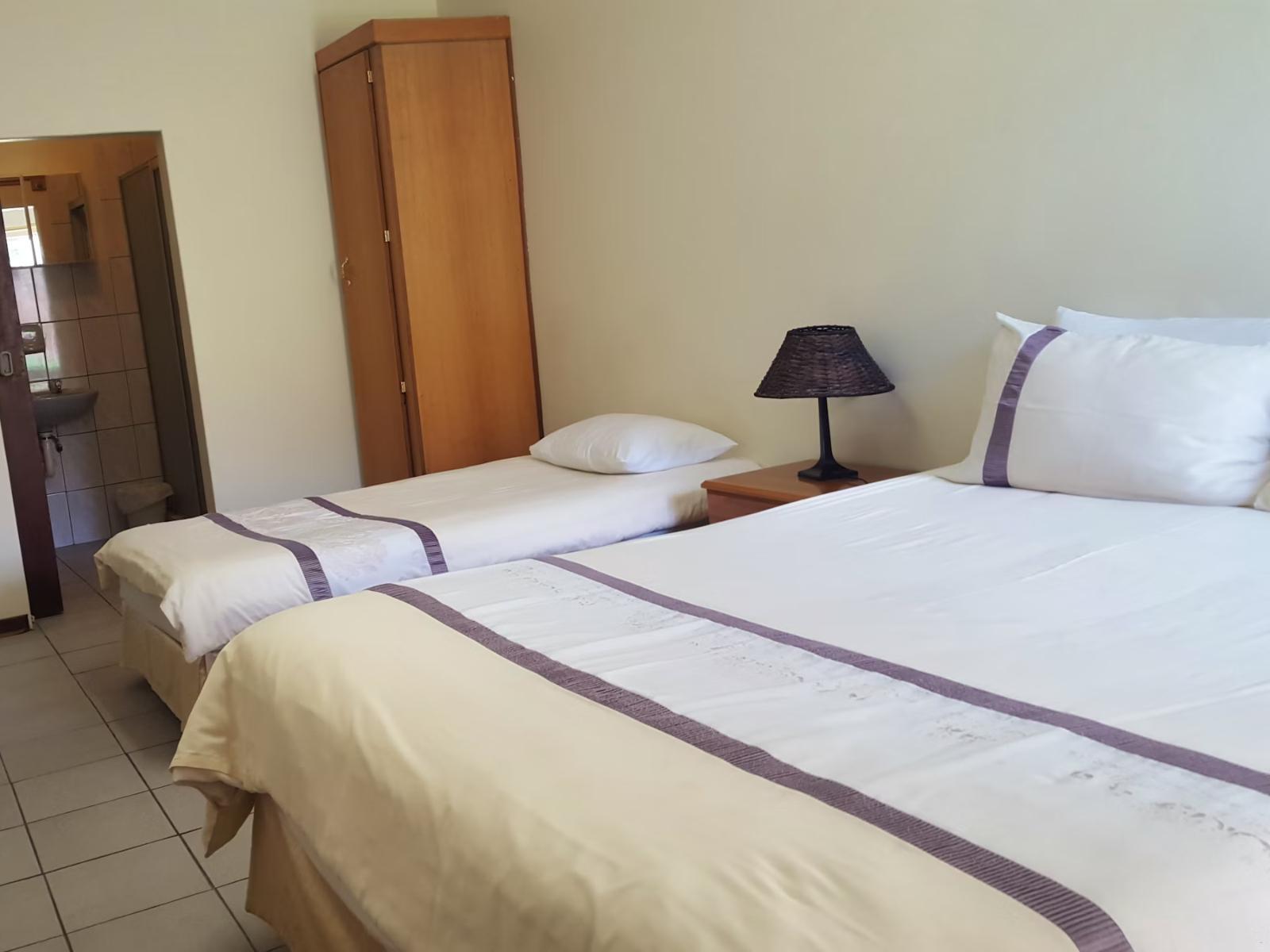 Room 1 — Photo of the whole room