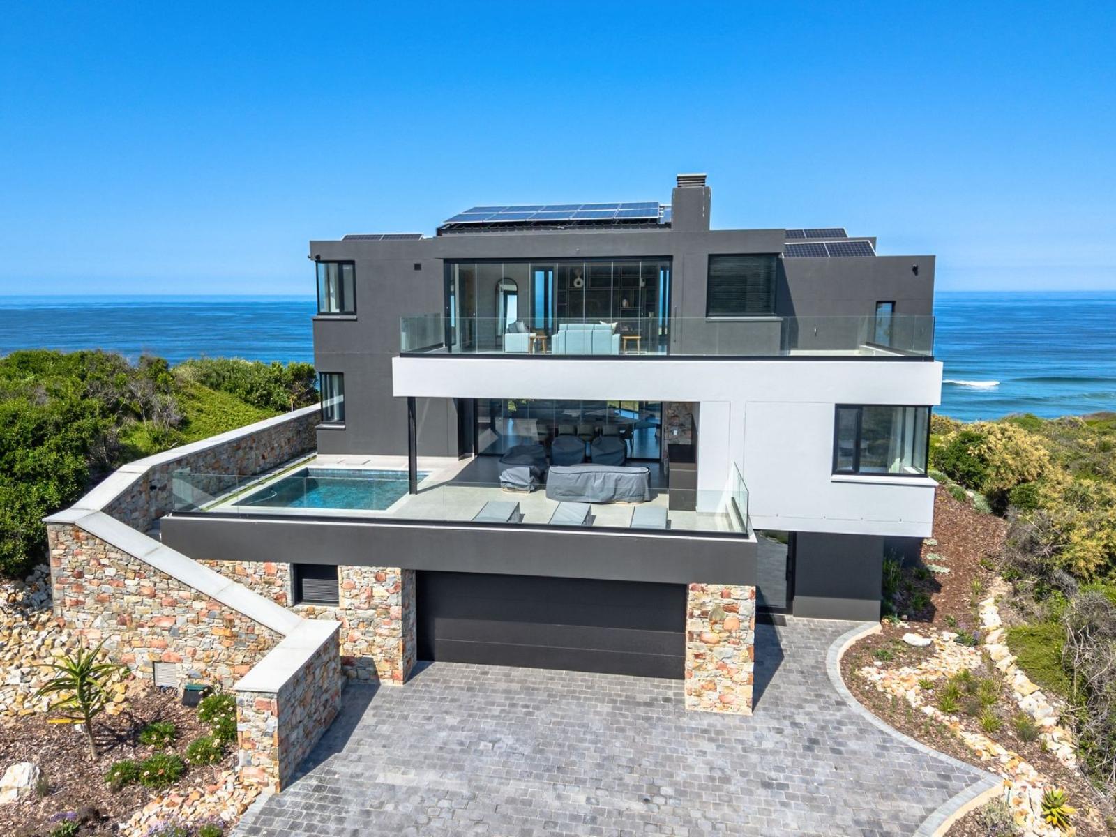 Myoli Majestic Villa