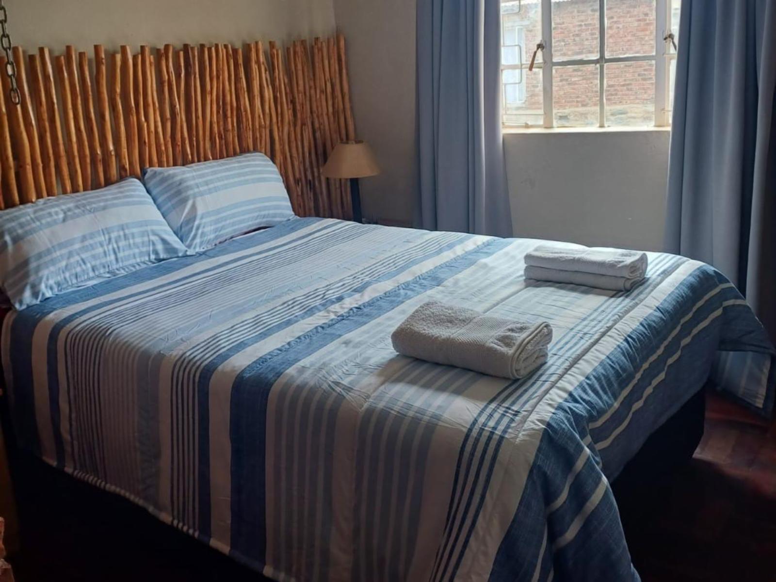 Room 2 — Photo of the whole room