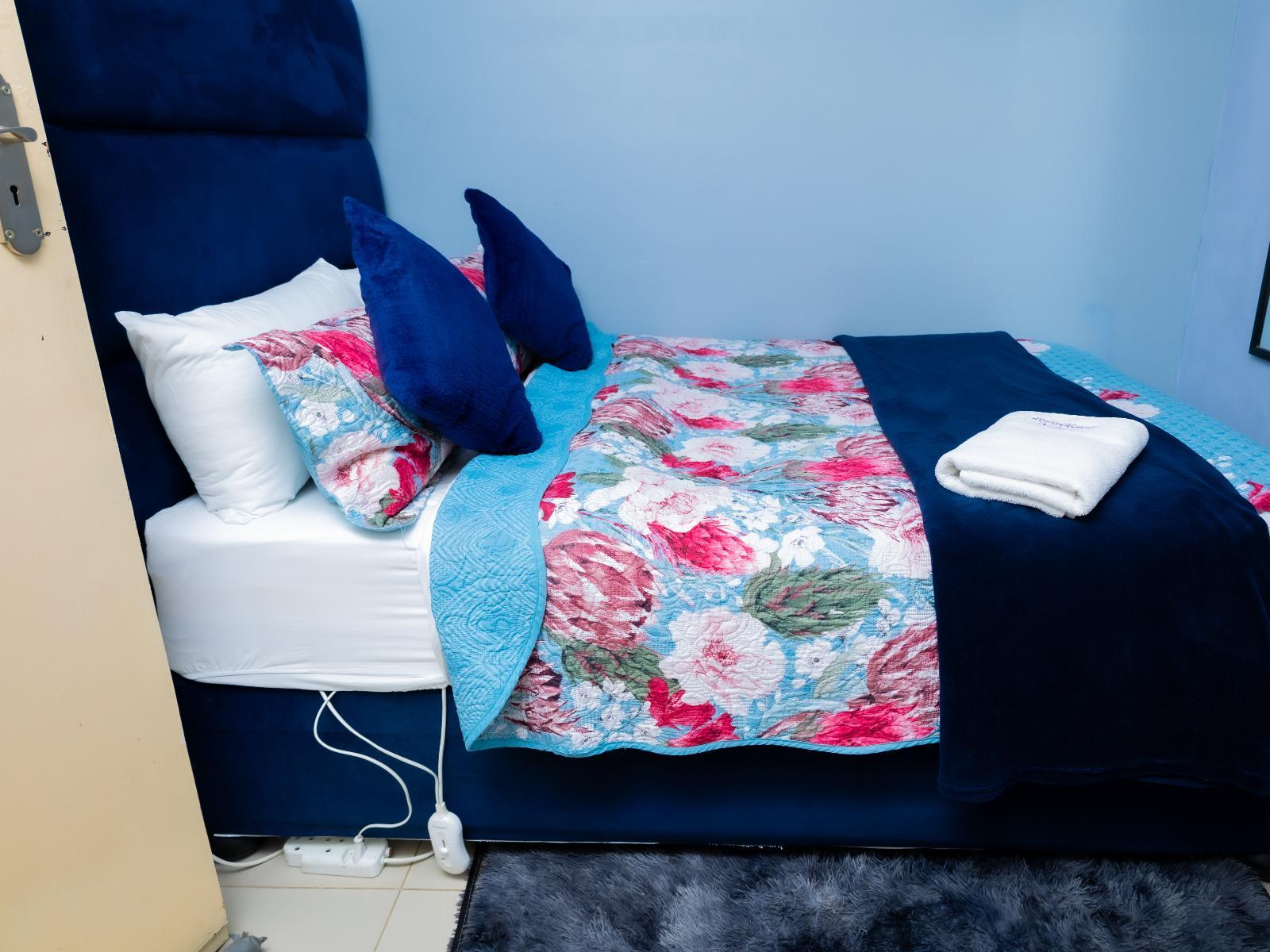 Room 4 — Bed