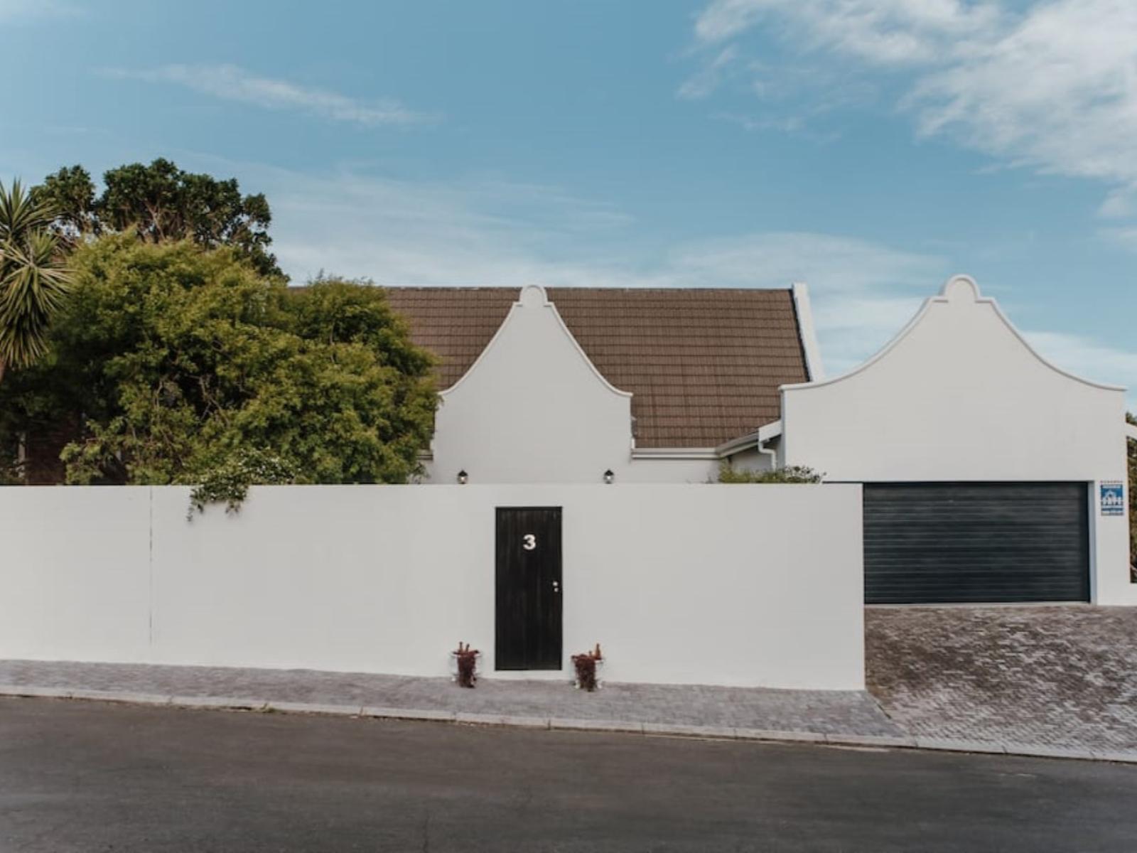 Cosy Cape Dutch near the sea