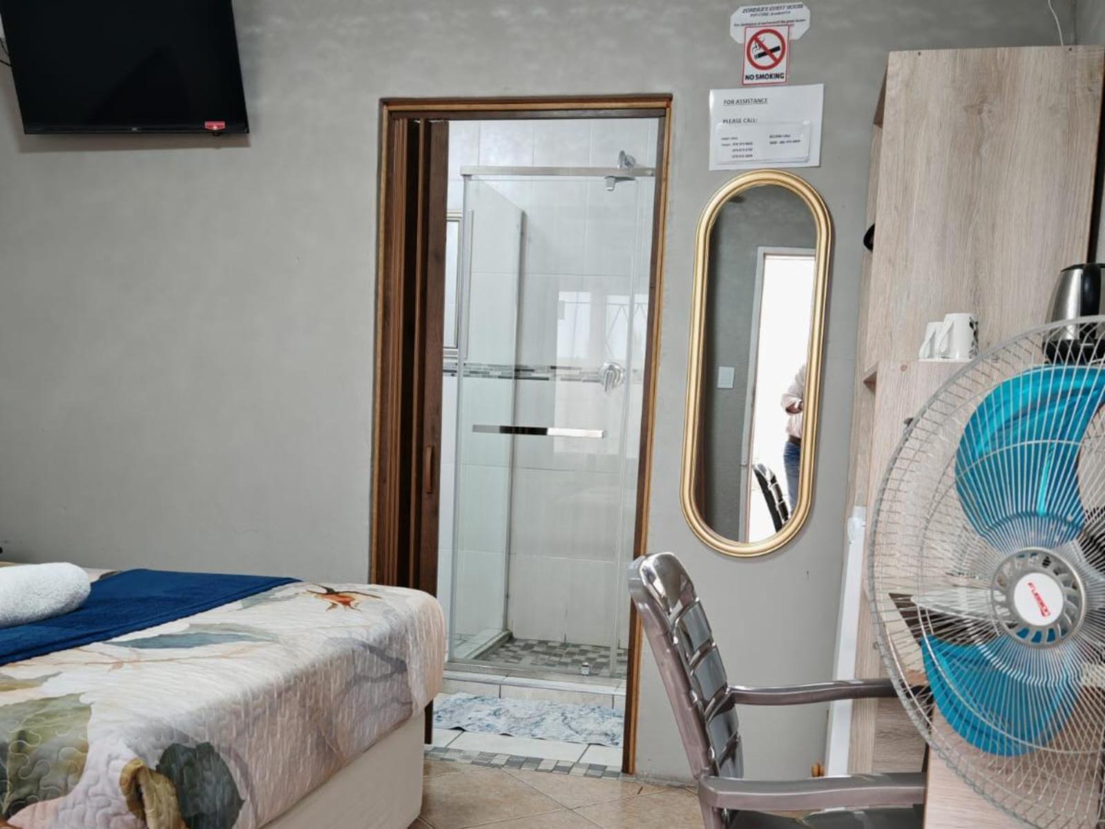 Room 2 — Photo of the whole room