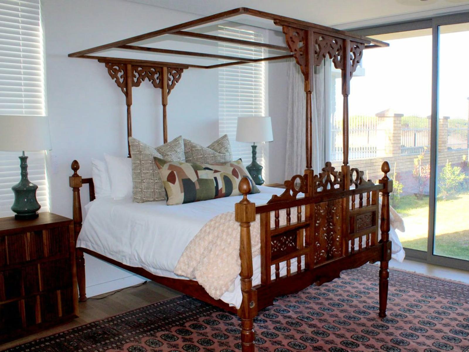 Room 1 — Photo of the whole room