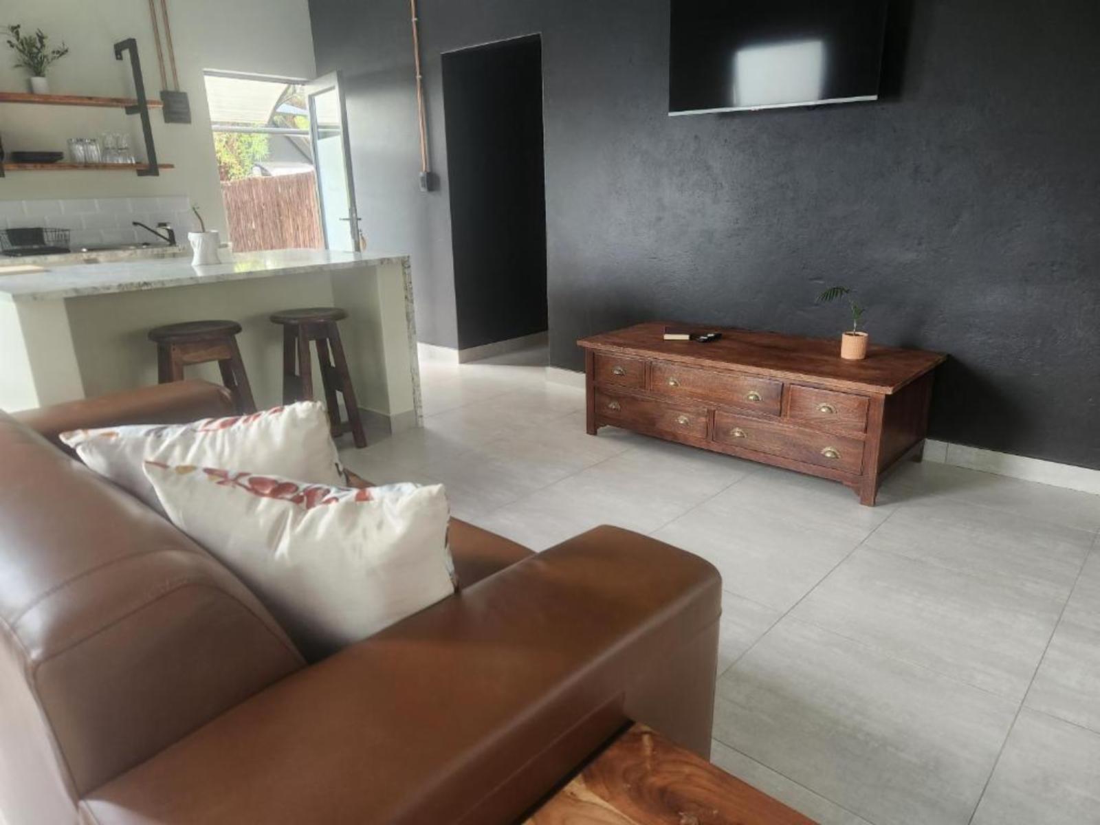 Room 6 — Communal lounge/ TV room