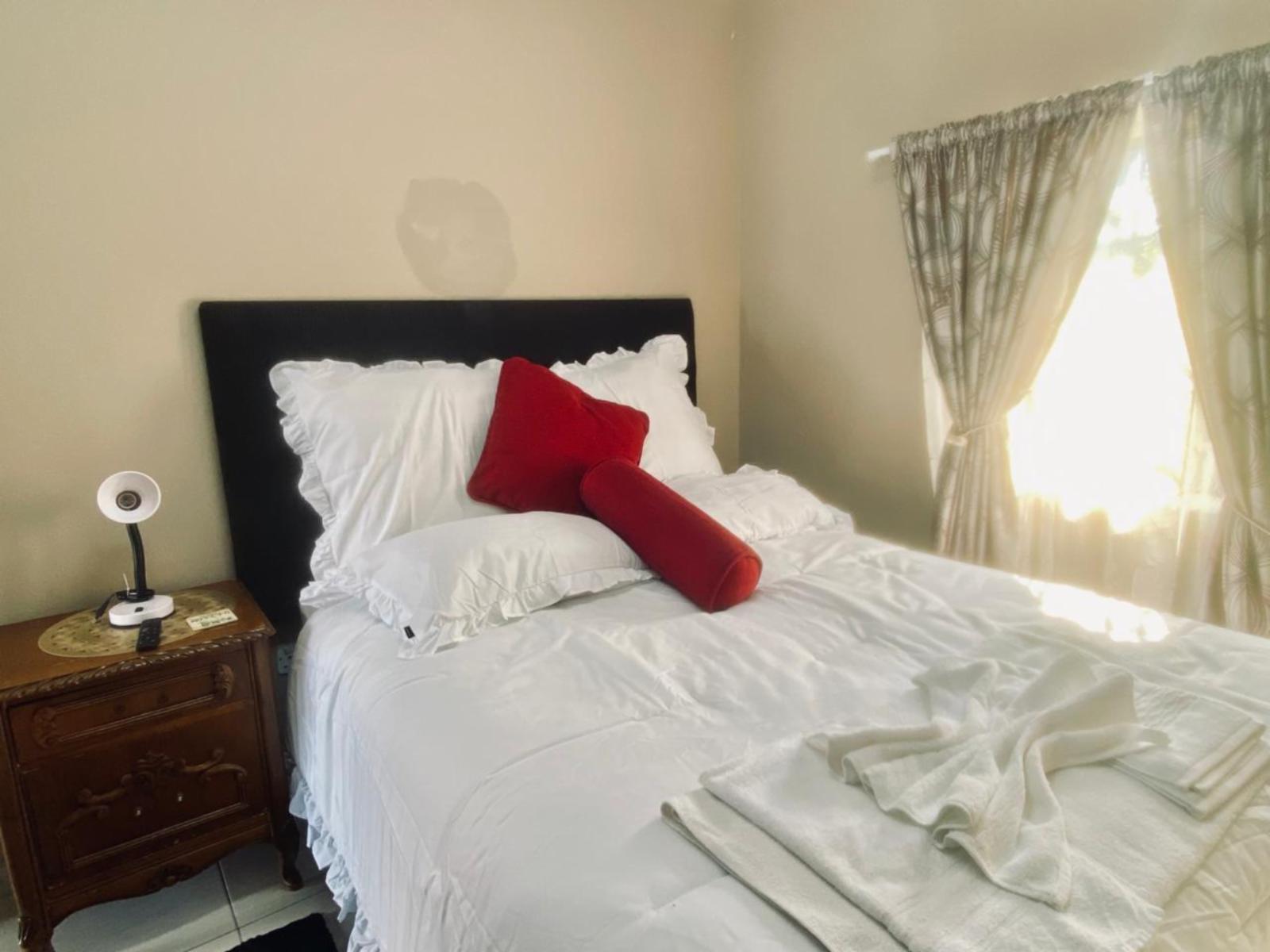 Room 4 — Bed