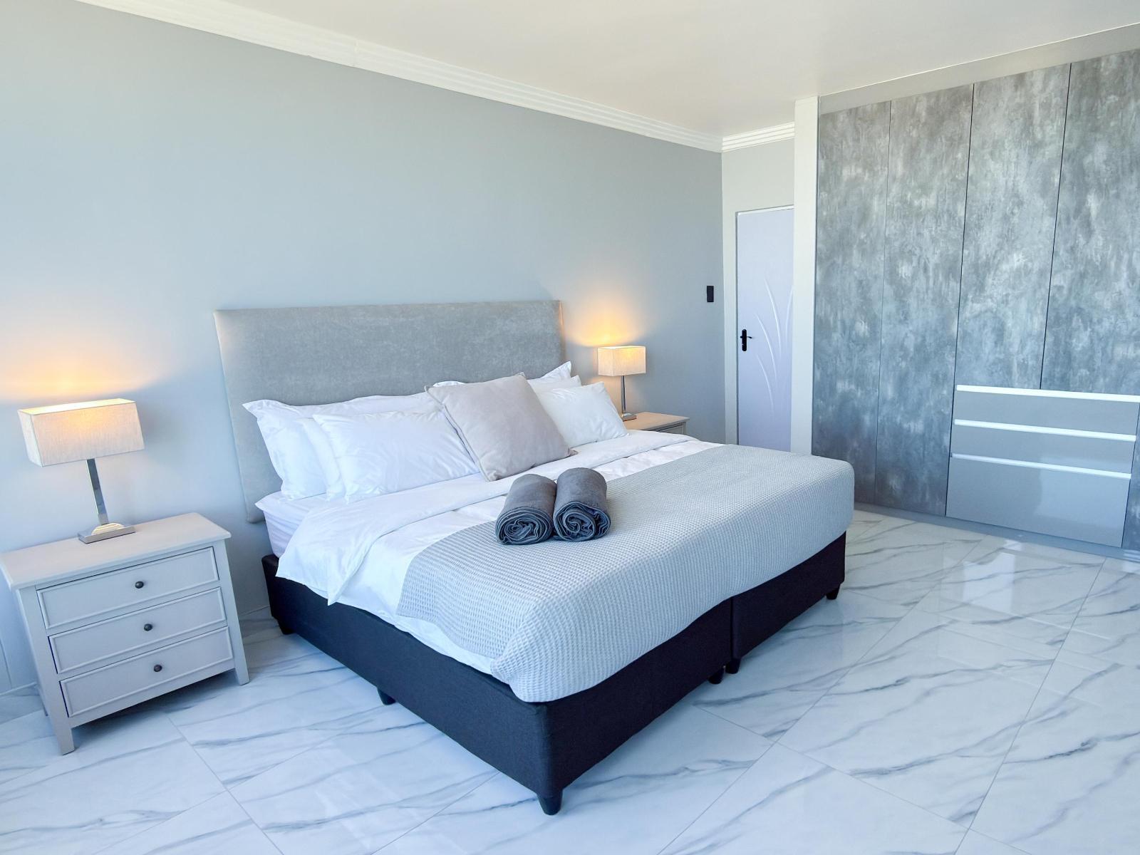 Room 1 — Photo of the whole room