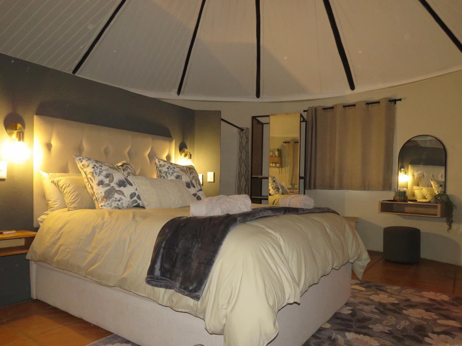Room 1 — Photo of the whole room
