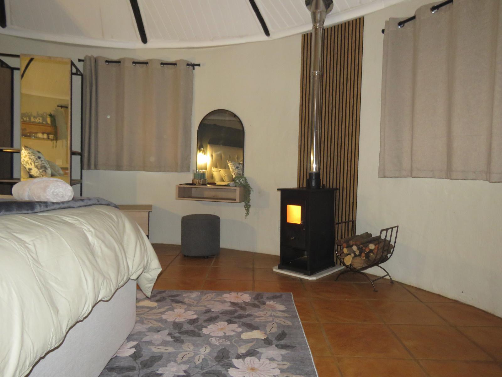 Room 1 — Photo of the whole room