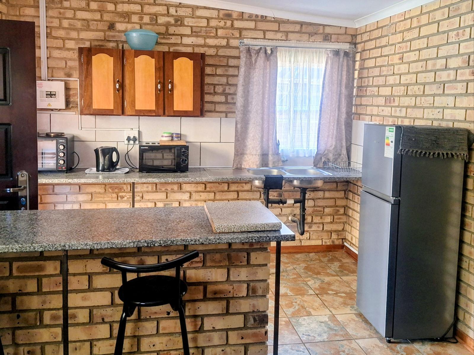 Room 1 — Kitchenette