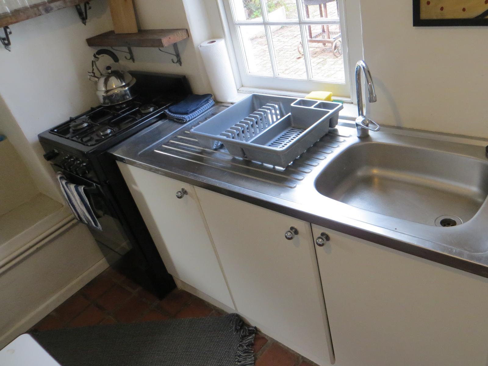 Room 1 — Kitchenette