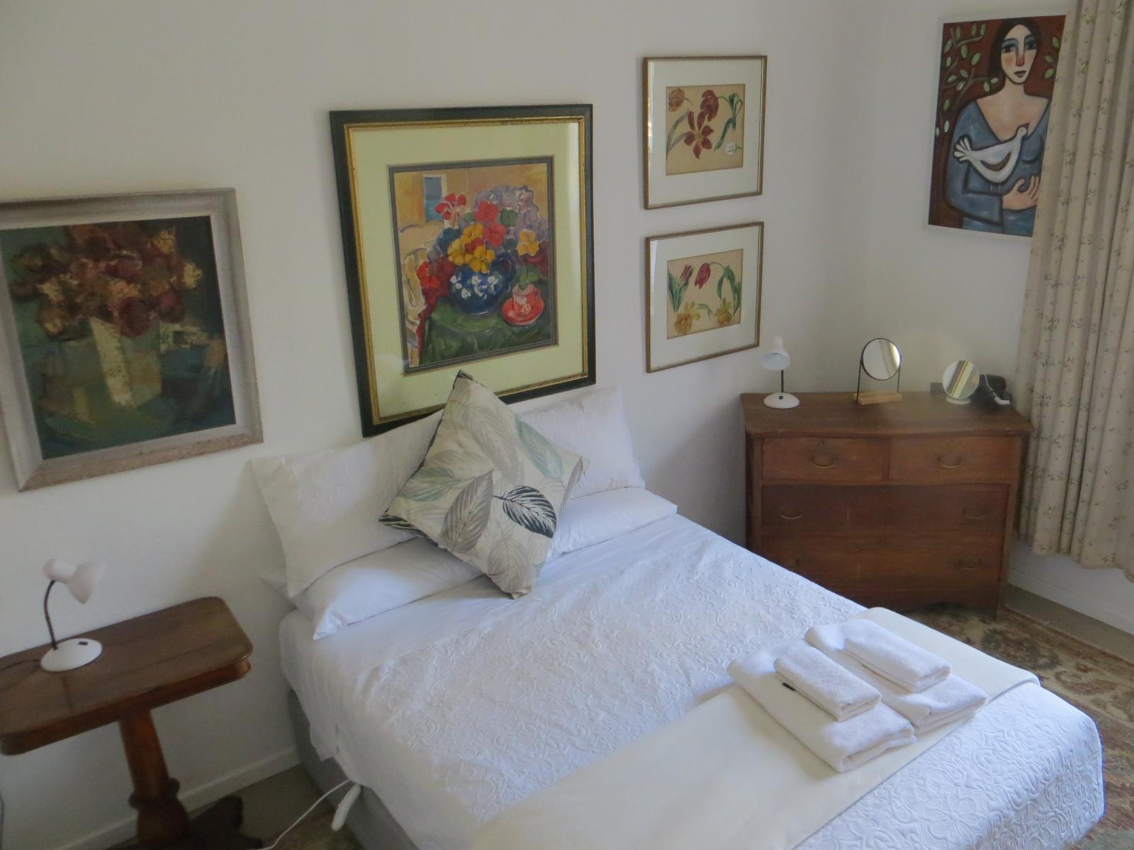 Room 1 — Photo of the whole room