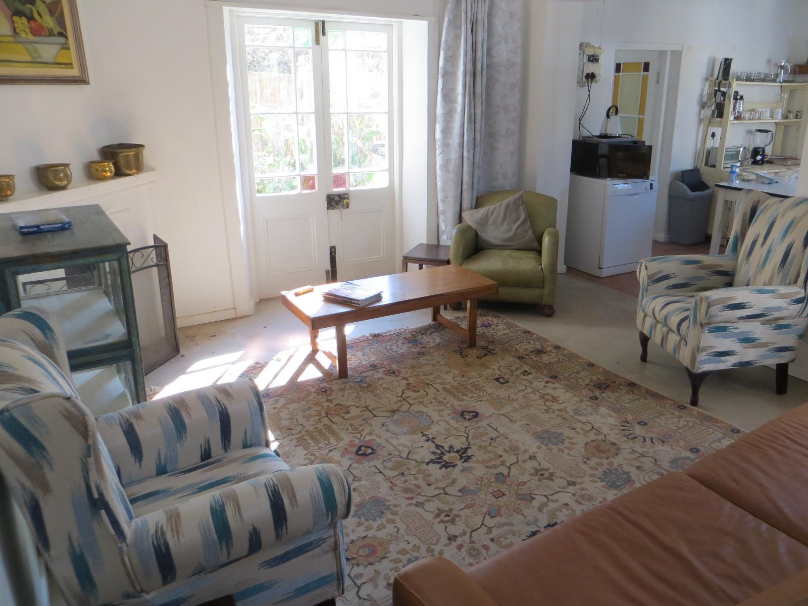 Room 1 — Communal lounge/ TV room