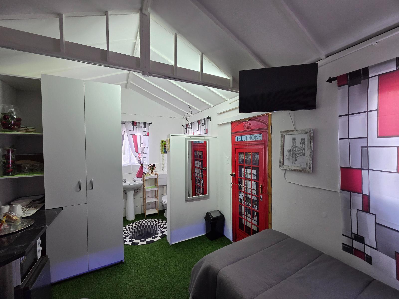 Room 2 — Photo of the whole room