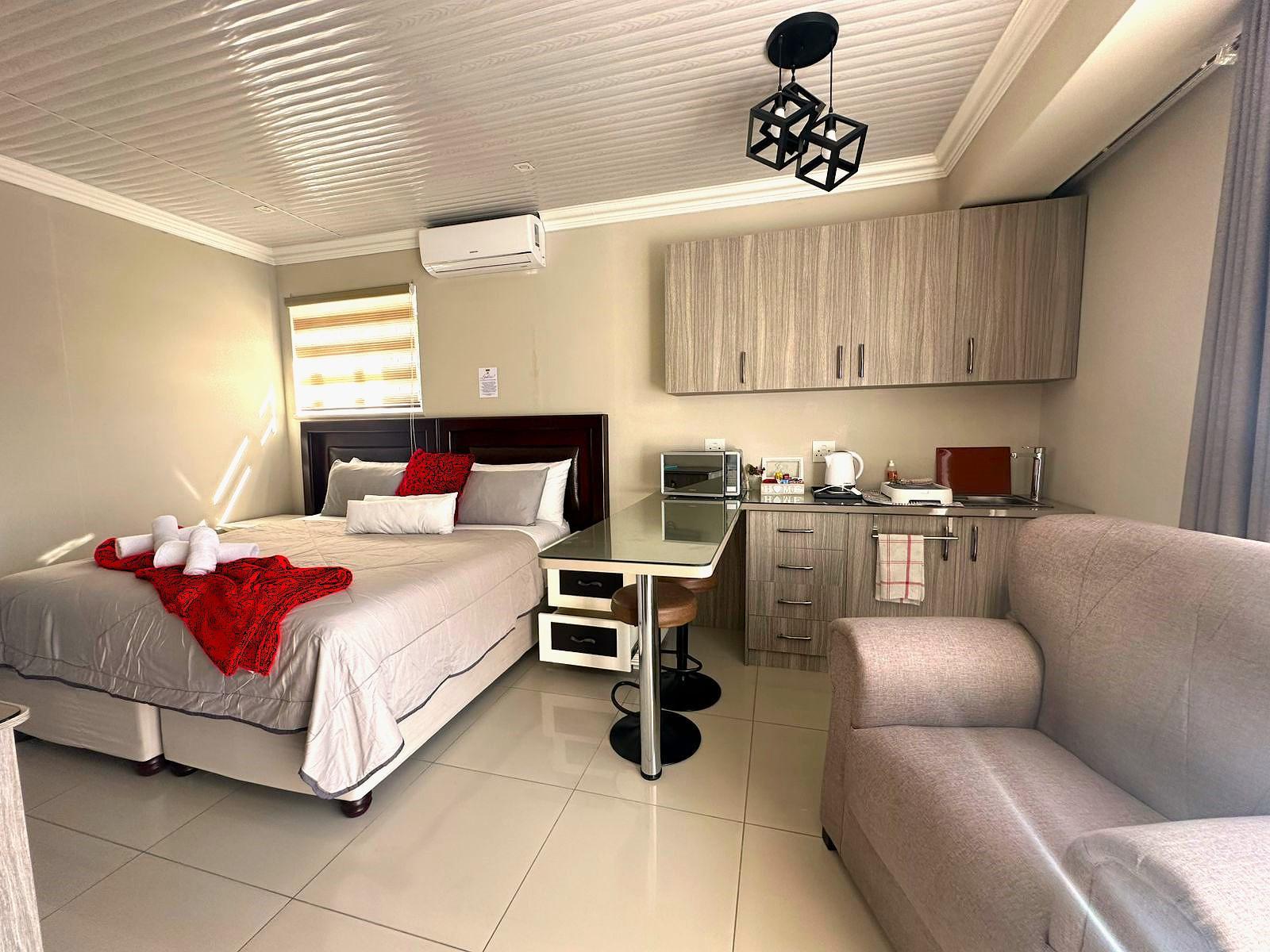 Room 2 — Photo of the whole room