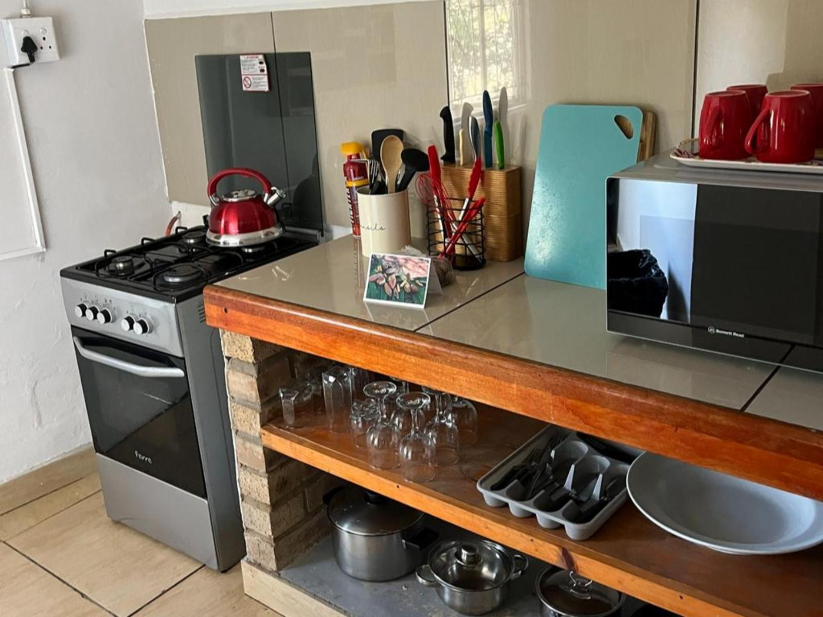 Room 1 — Kitchenette