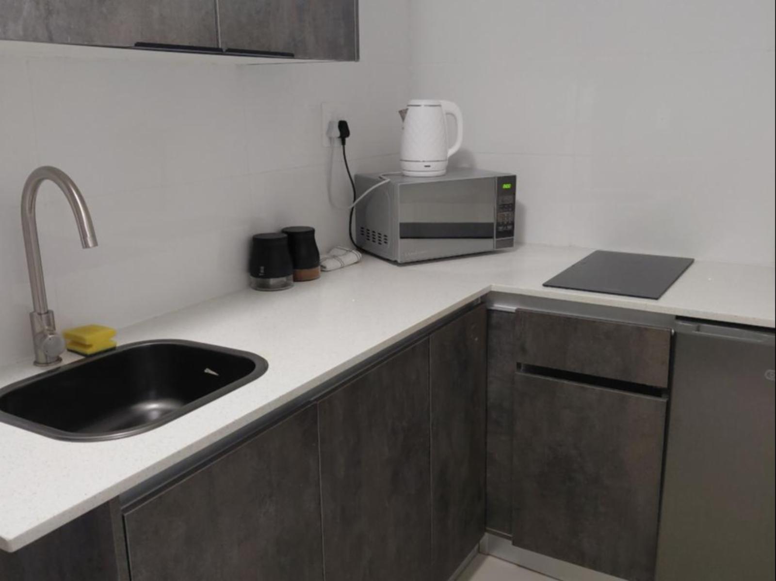 Room 1 — Kitchenette