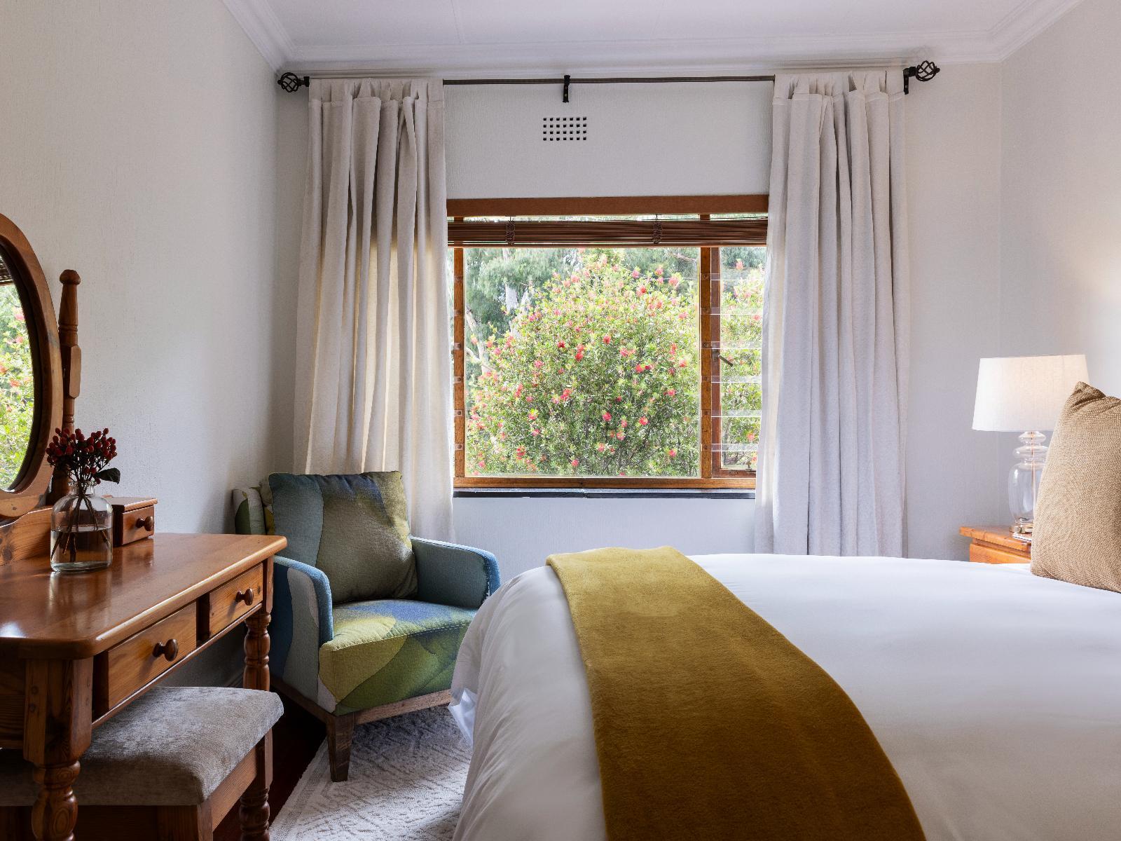 Room 1 — Photo of the whole room