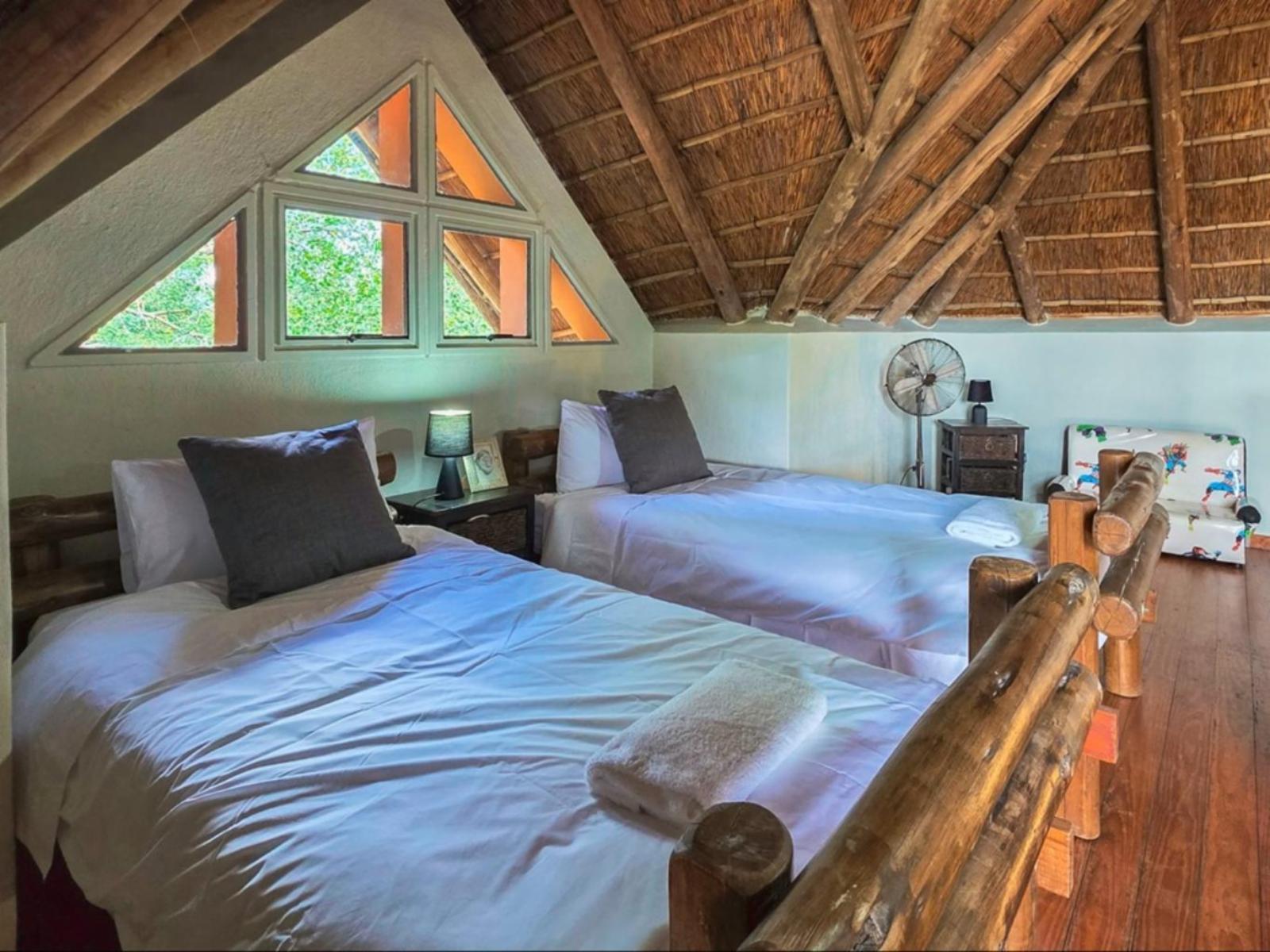 Room 1 — Photo of the whole room