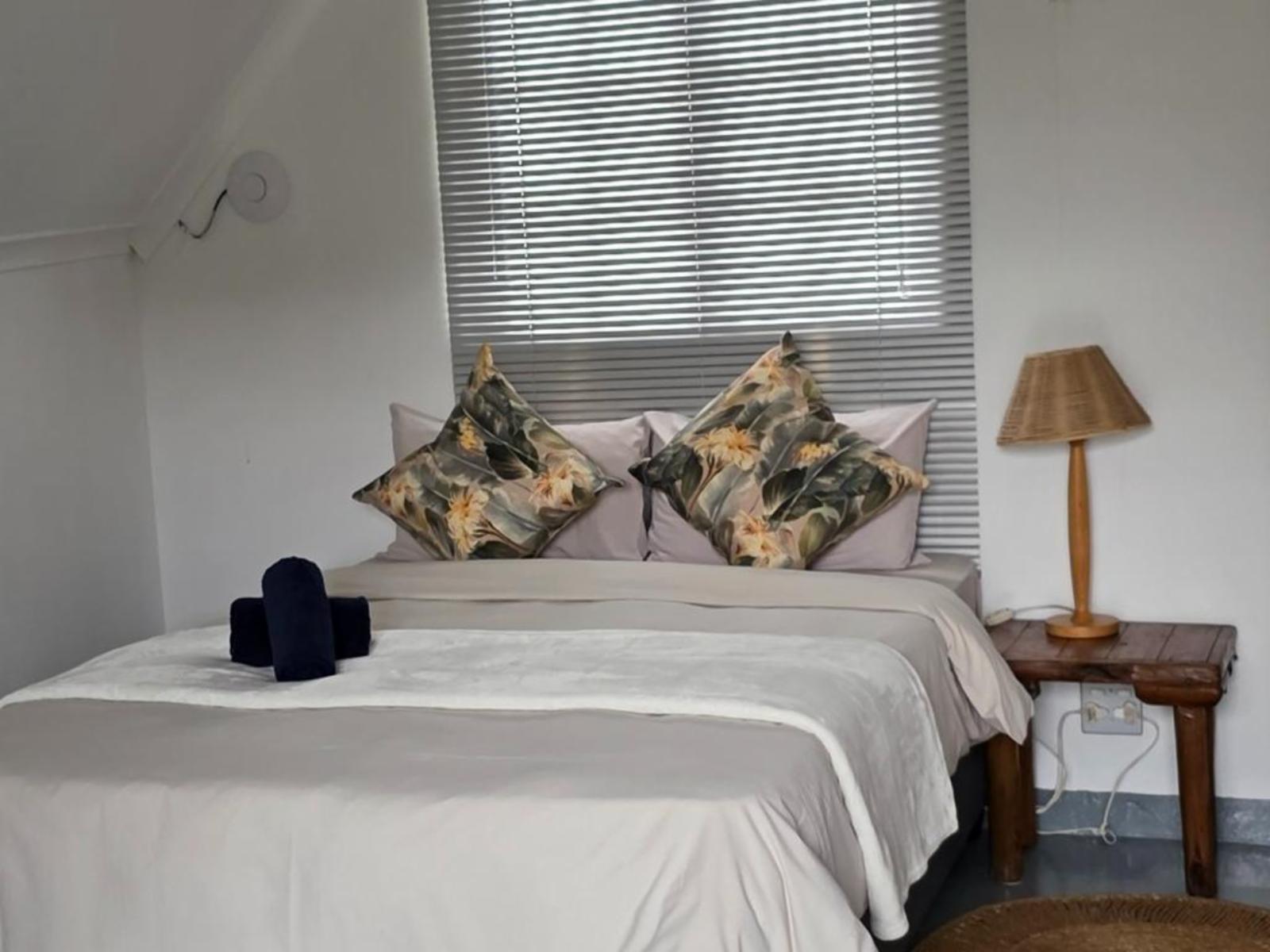 Room 1 — Photo of the whole room