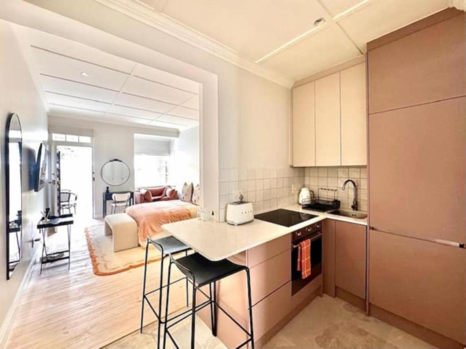 Queen Suites