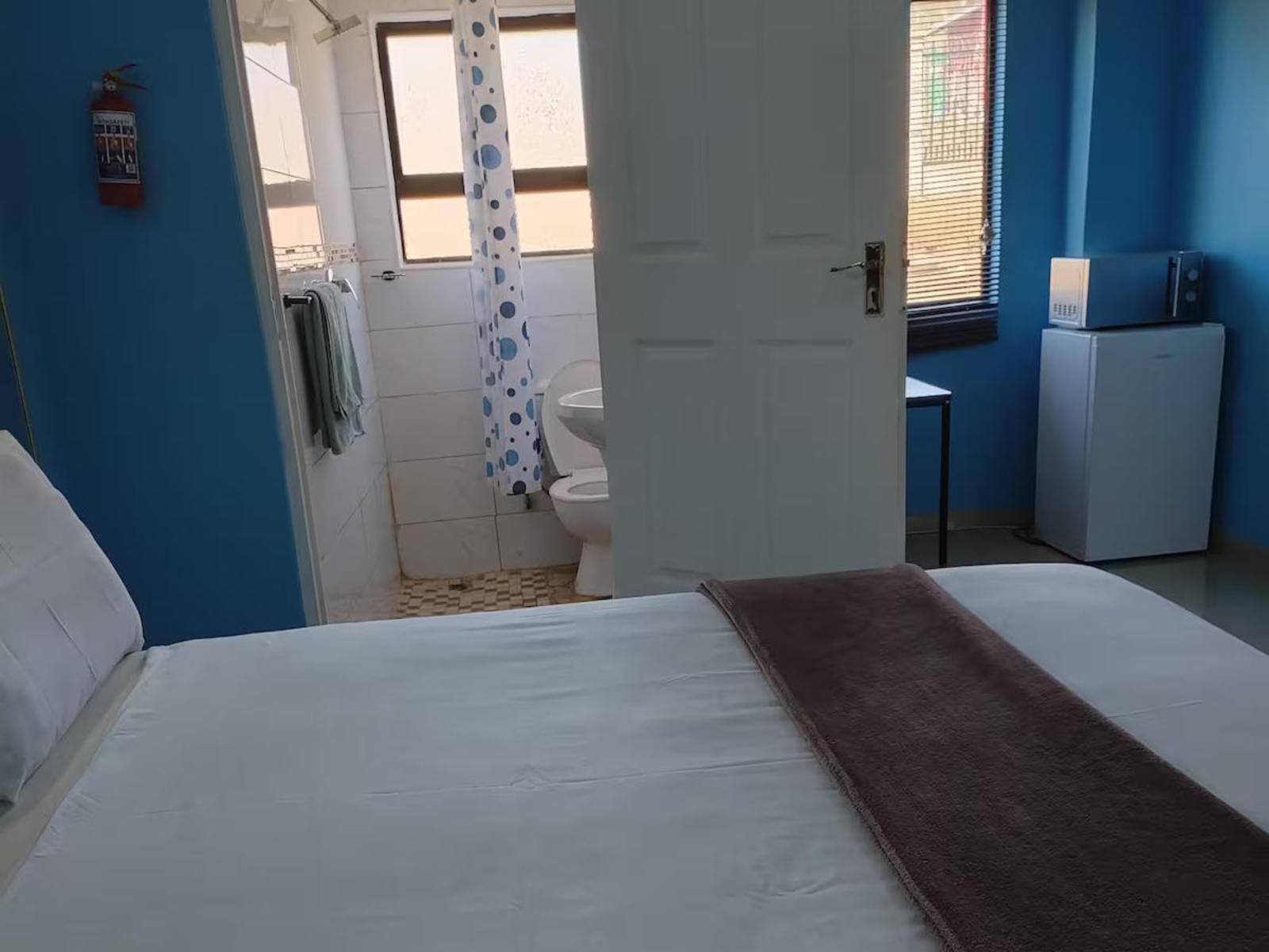 Room 1 — Photo of the whole room