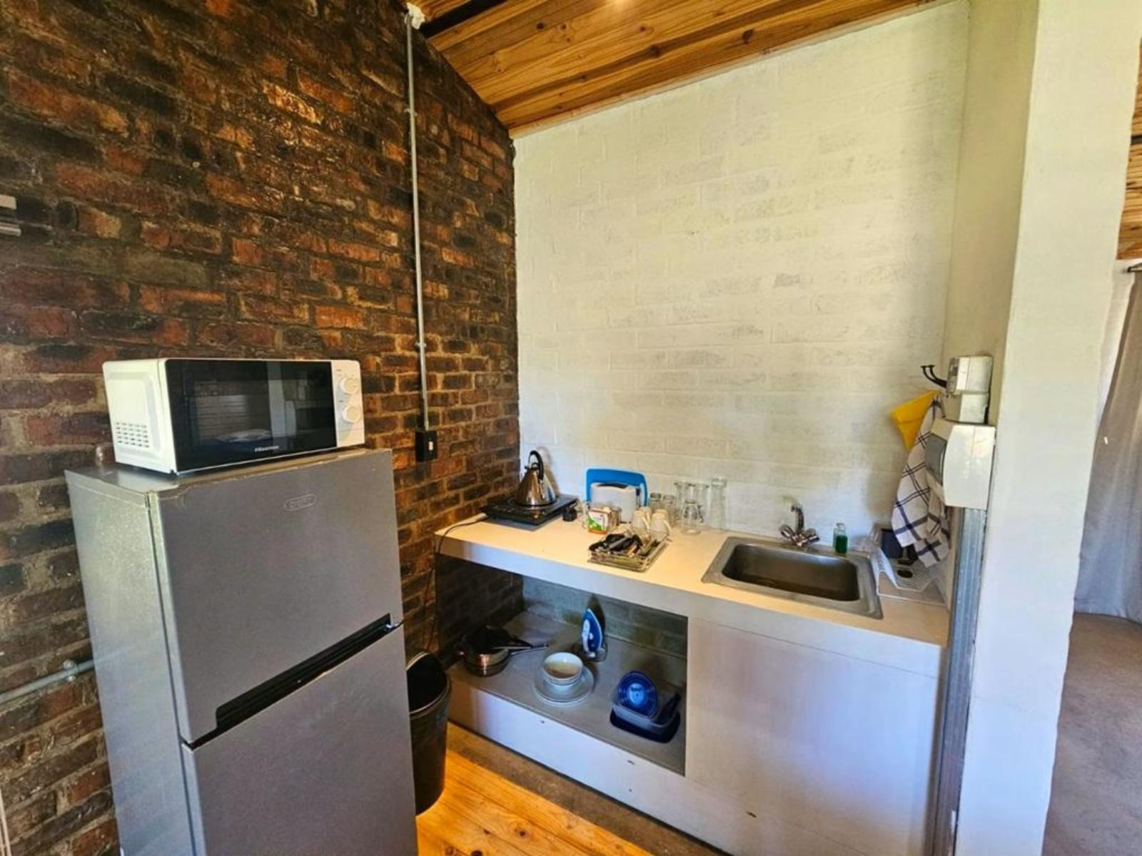 Room 1 — Kitchenette