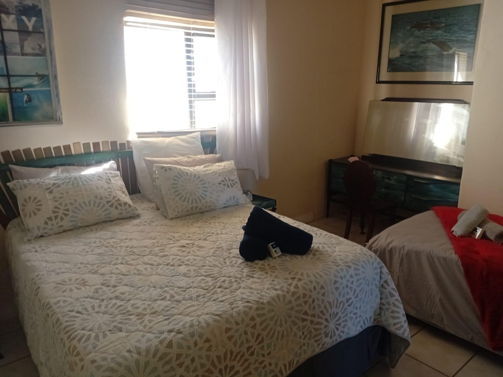 Room 1 — Photo of the whole room
