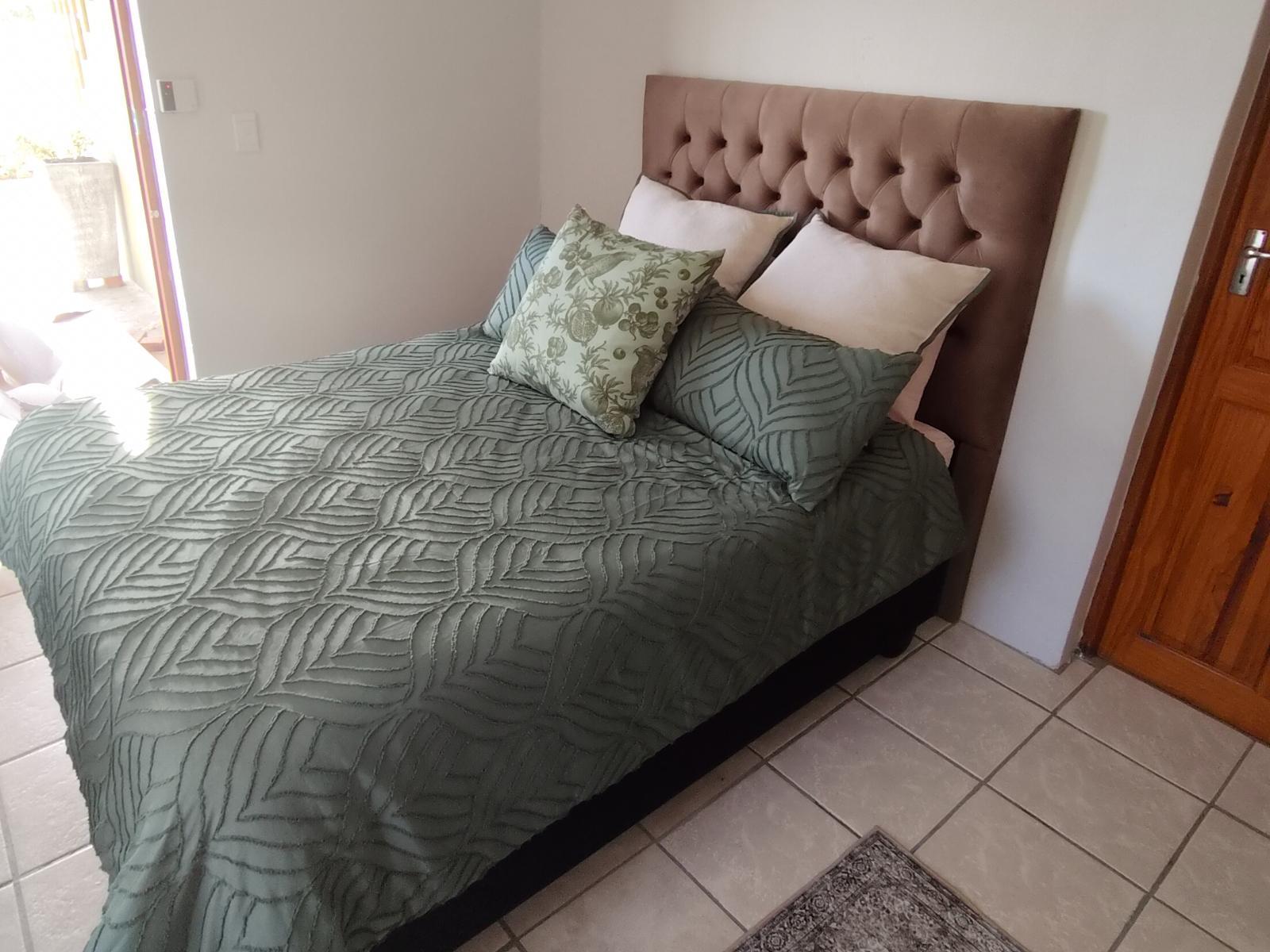 Room 3 — Photo of the whole room