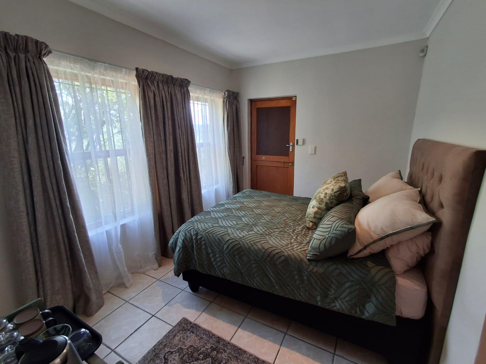 Room 3 — Photo of the whole room
