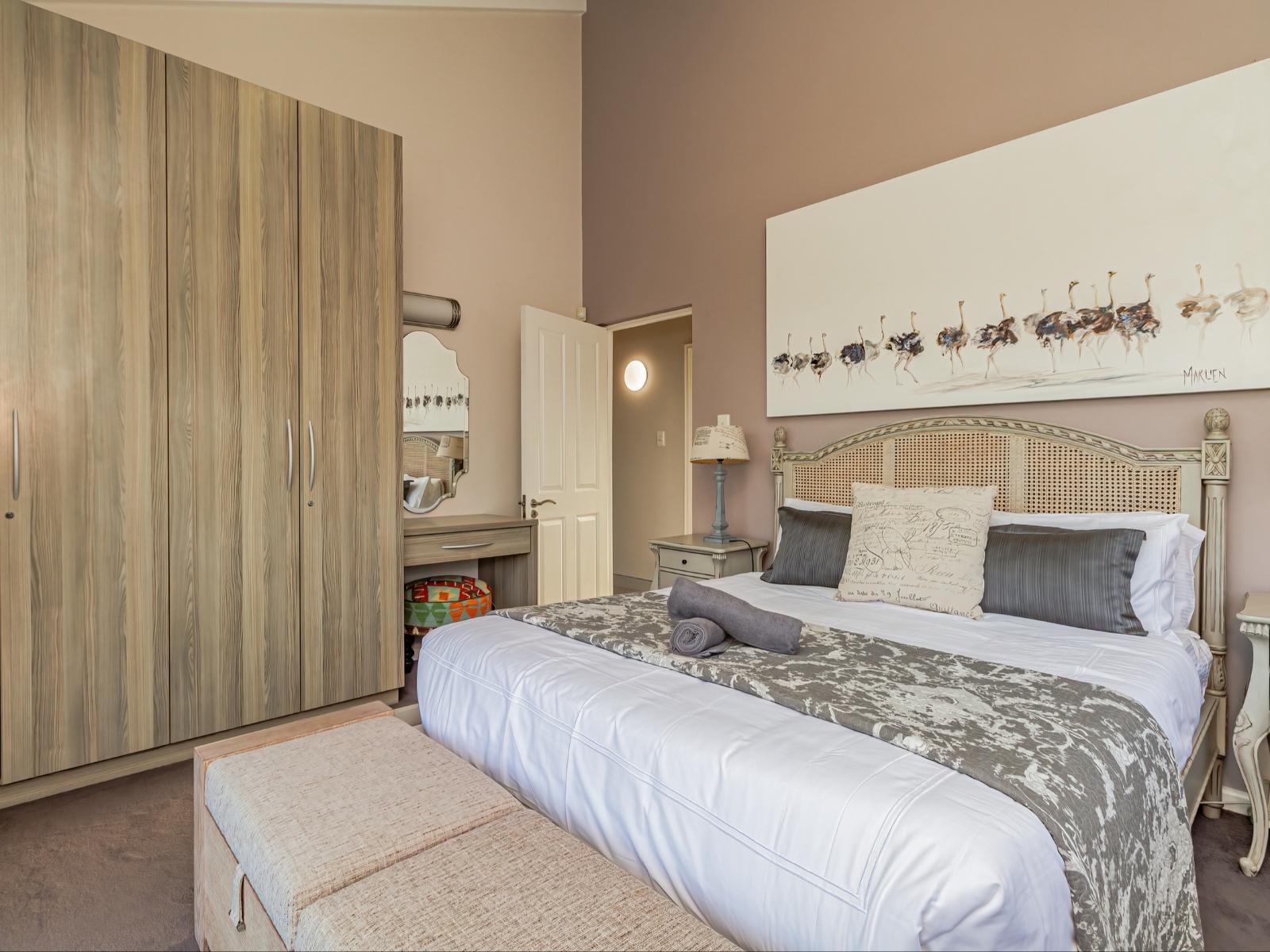Room 1 — Photo of the whole room