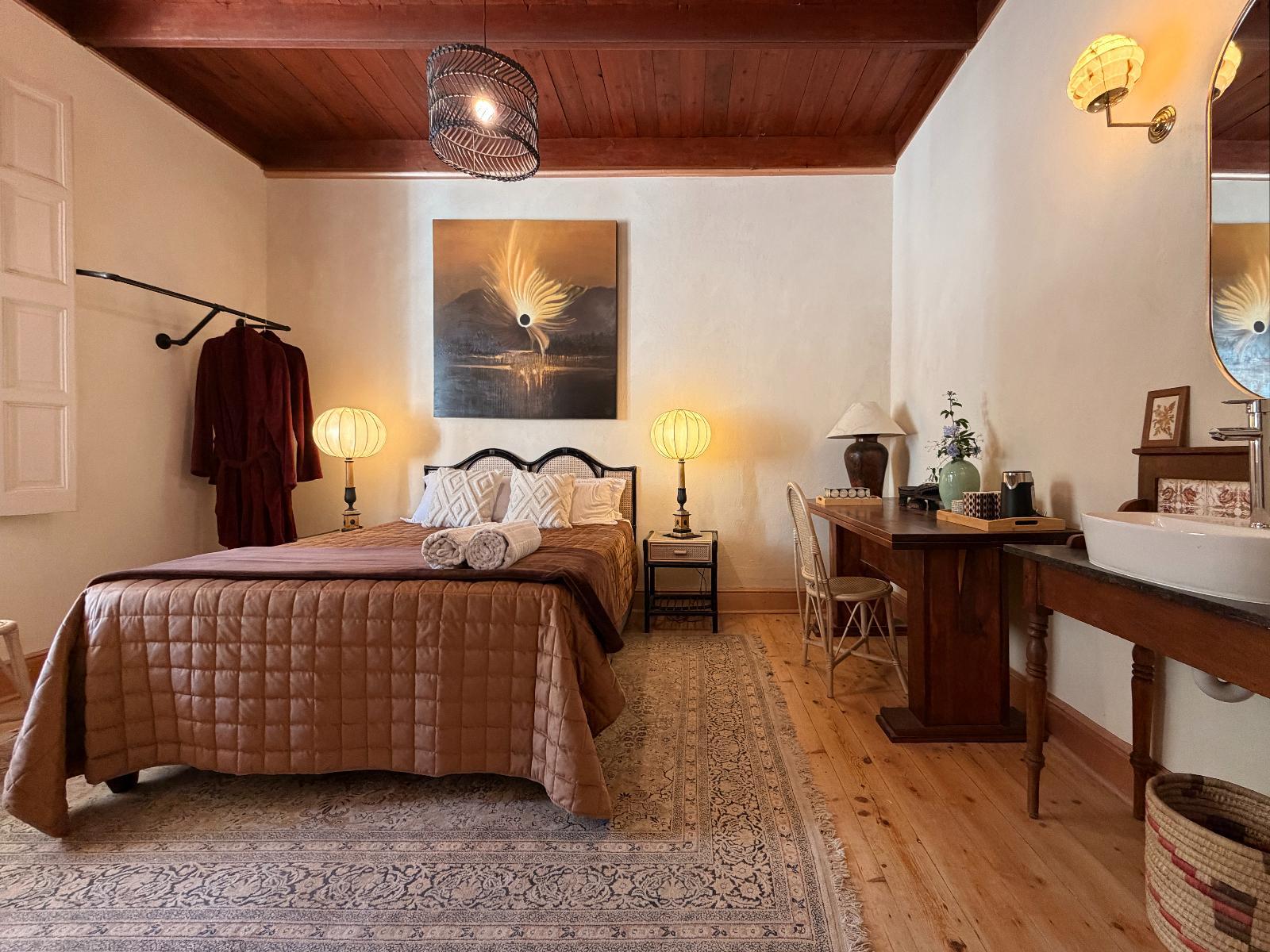 Room 2 — Photo of the whole room