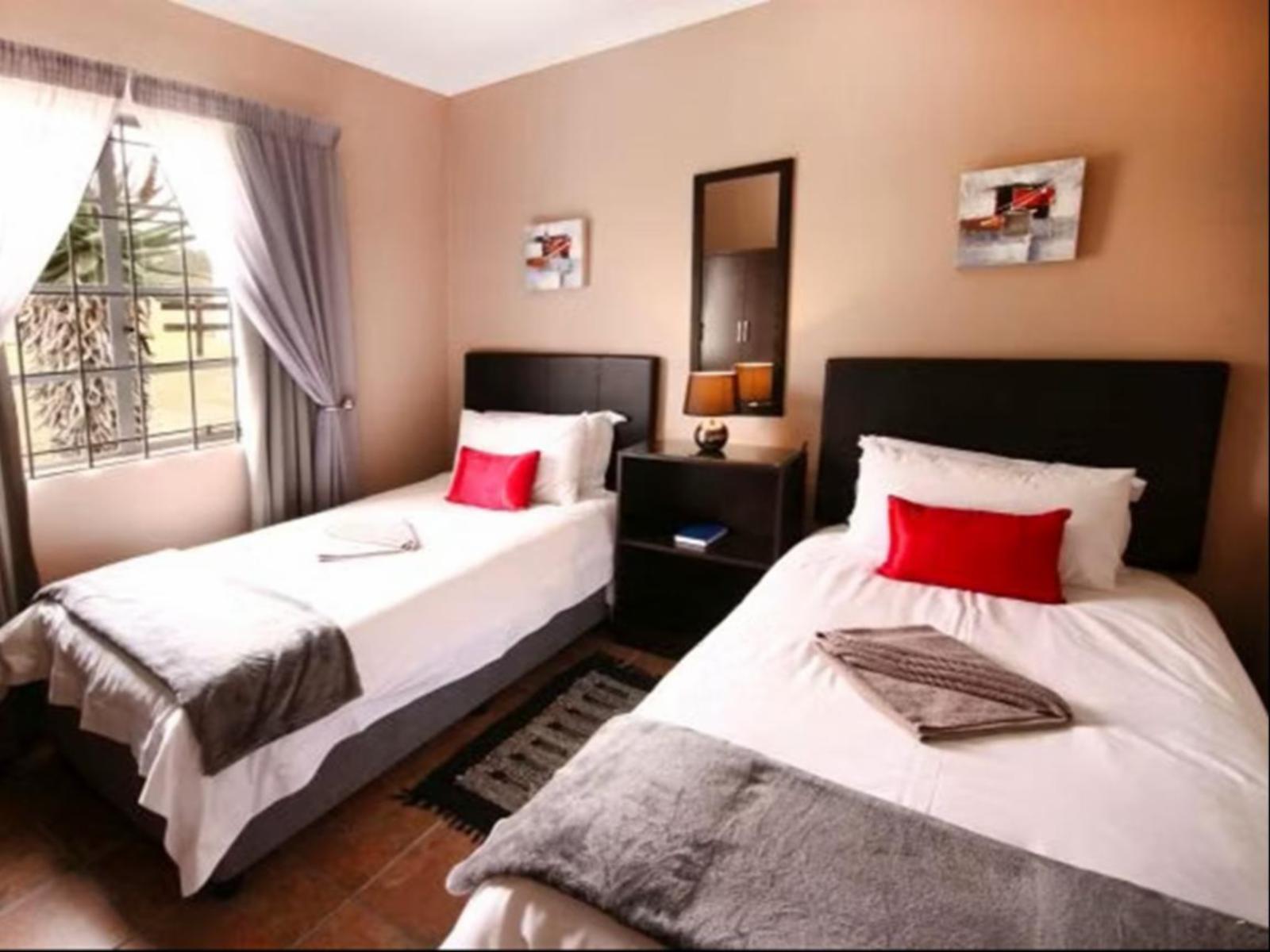 Room 1 — Photo of the whole room