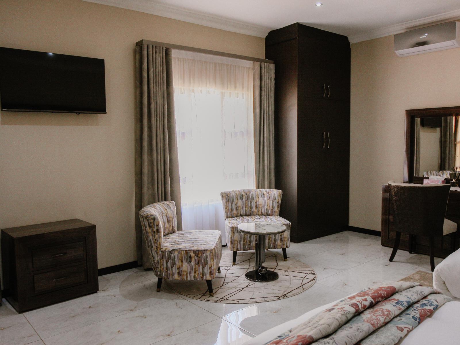 Room 1 — TV and multimedia