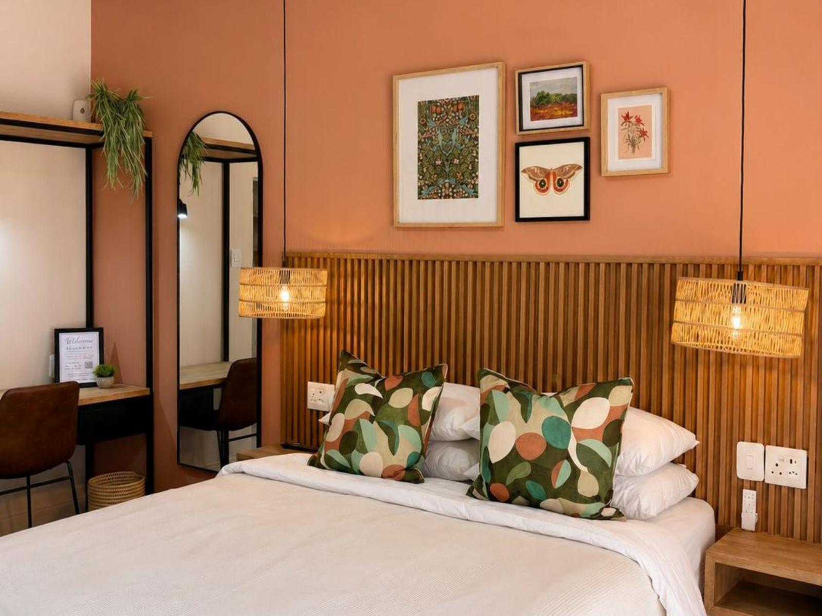 Room 1 — Photo of the whole room