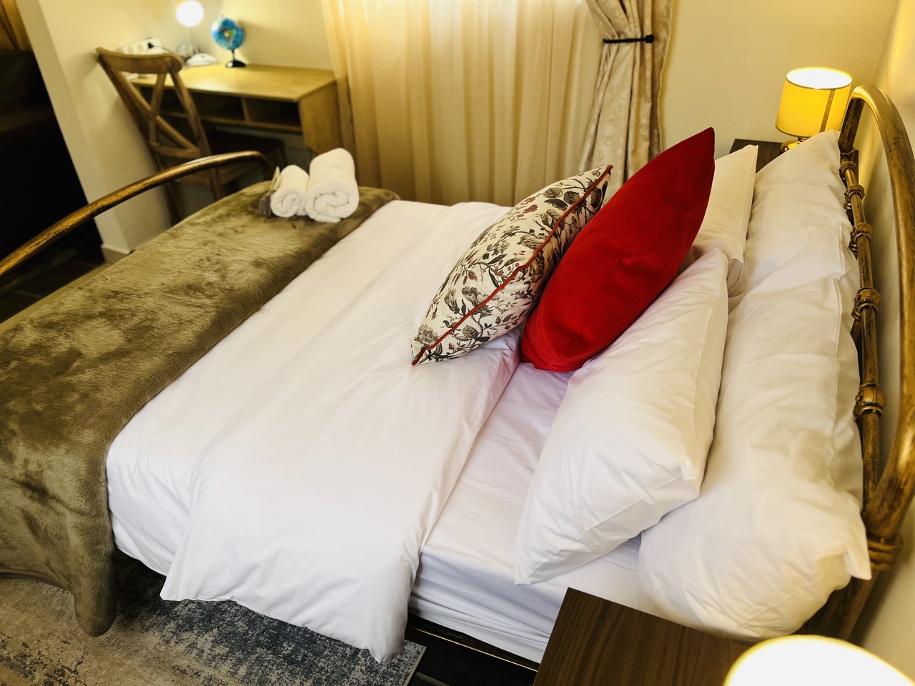 Khubonye Royal Guesthouse